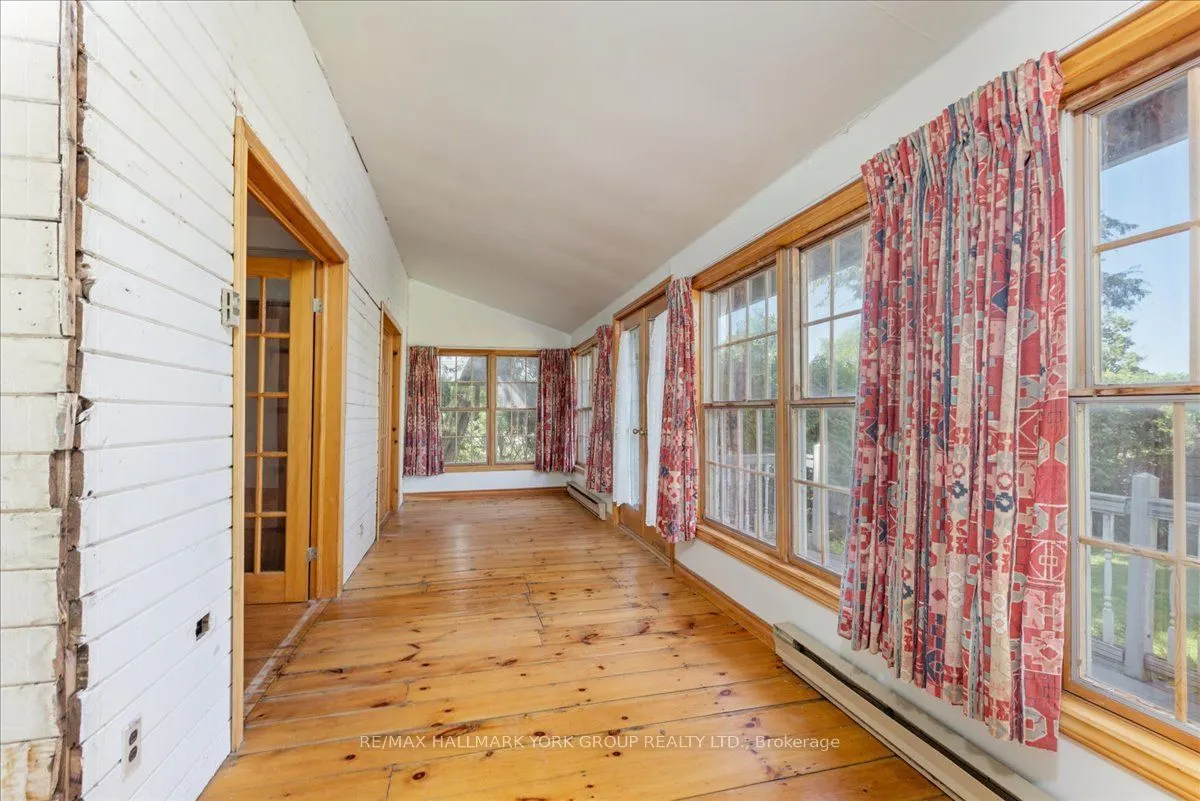 311 Lake Drive N