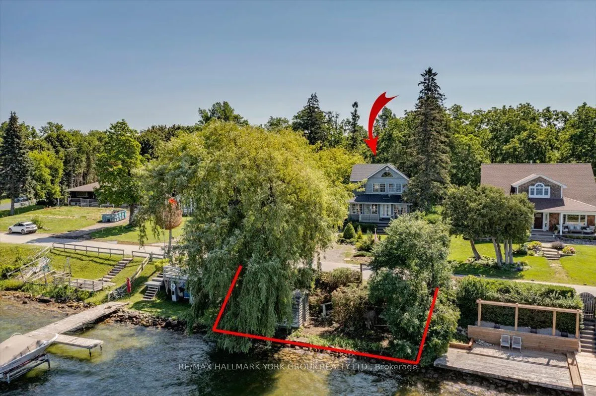 311 Lake Drive N