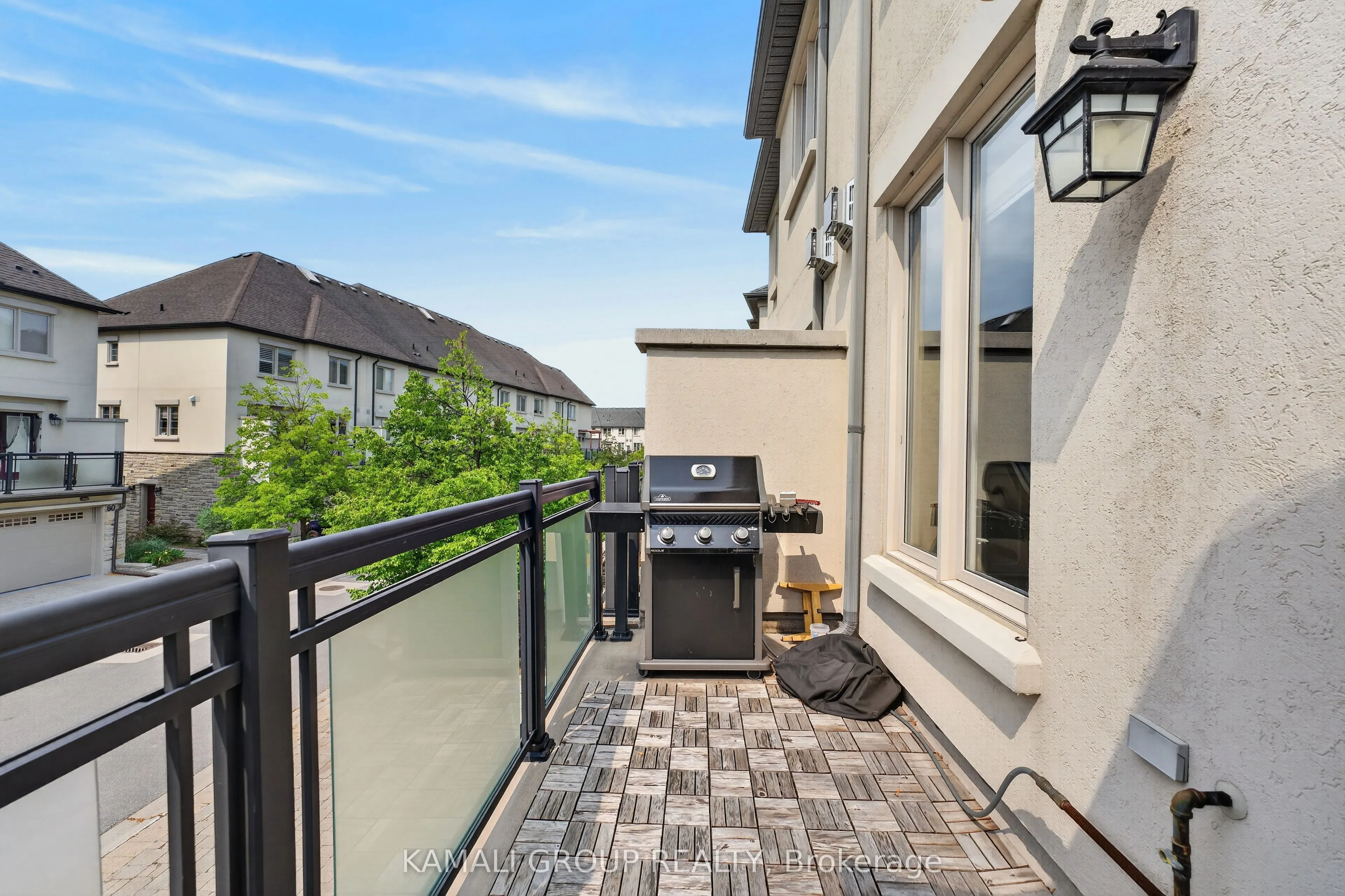 39 Beverley Glen Boulevard #46