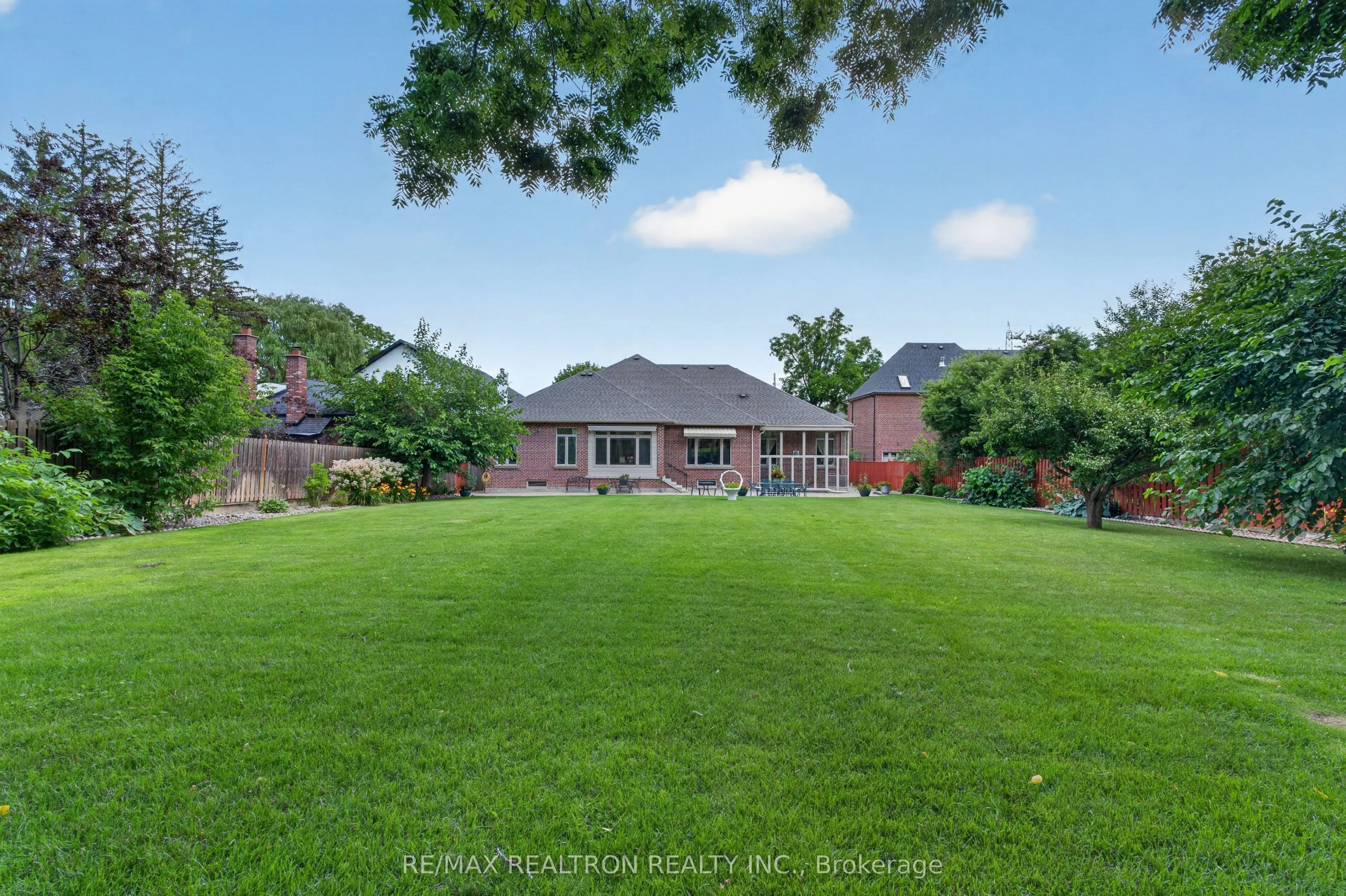 16 Boyle Drive