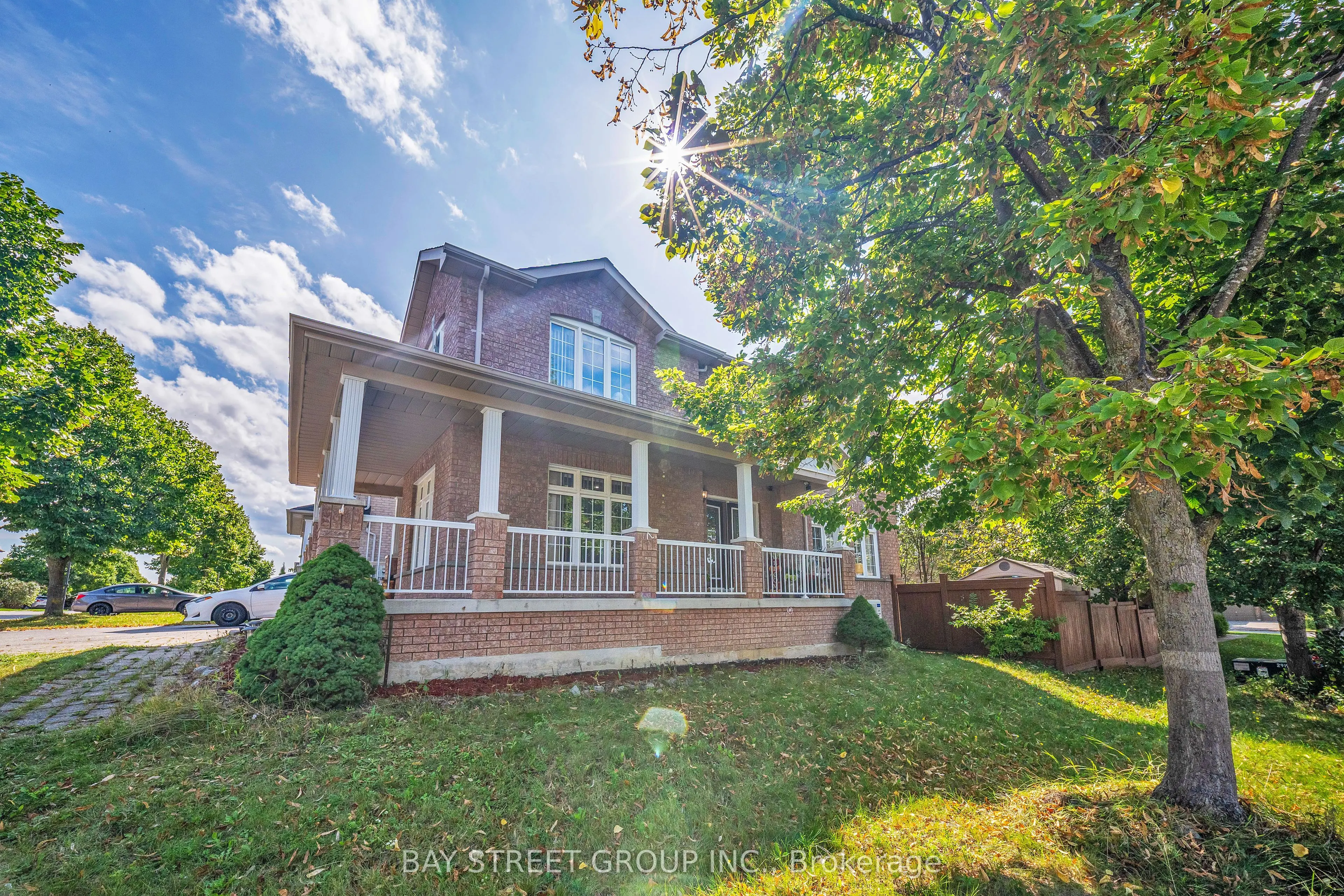 384 Spruce Grove Crescent