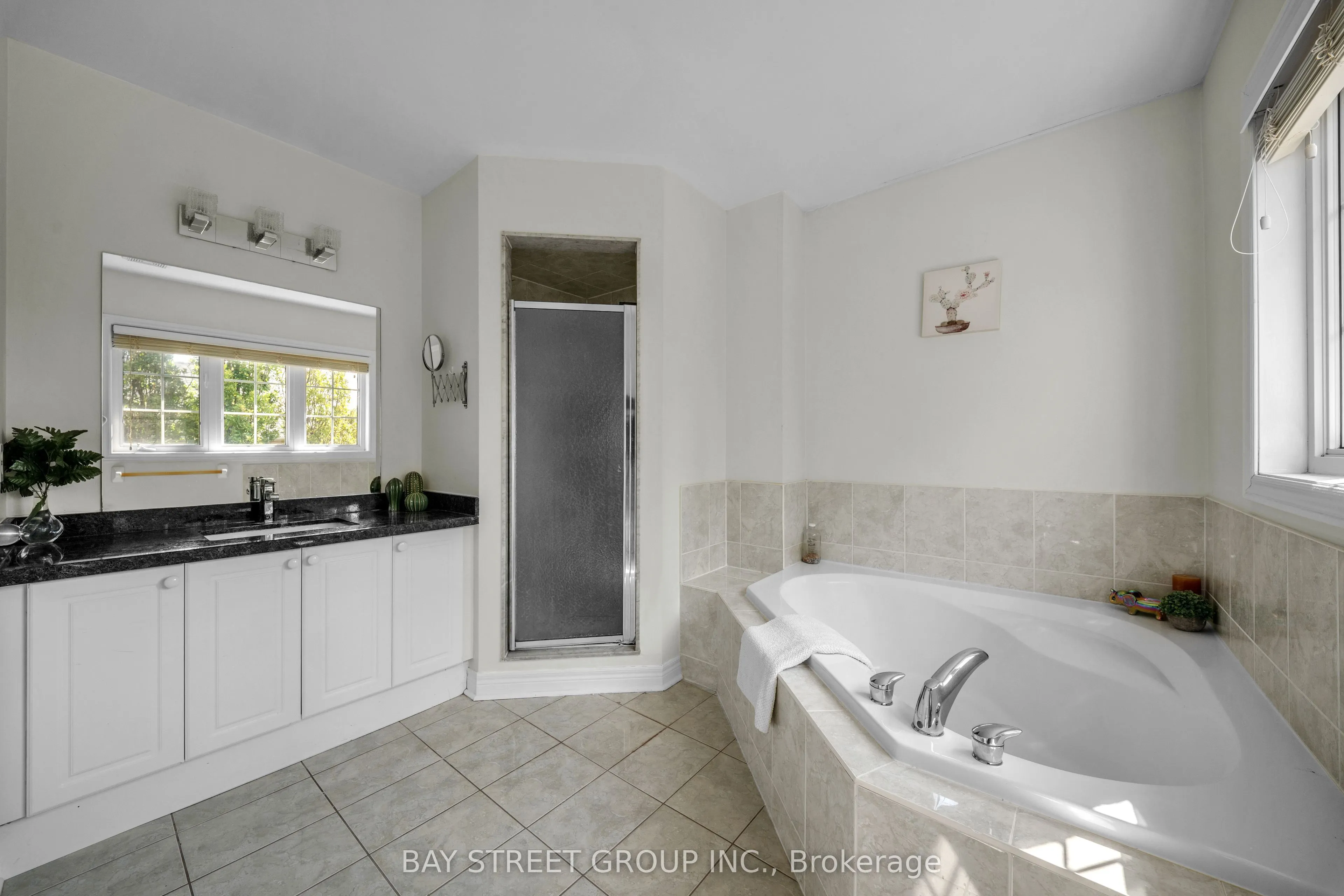 384 Spruce Grove Crescent