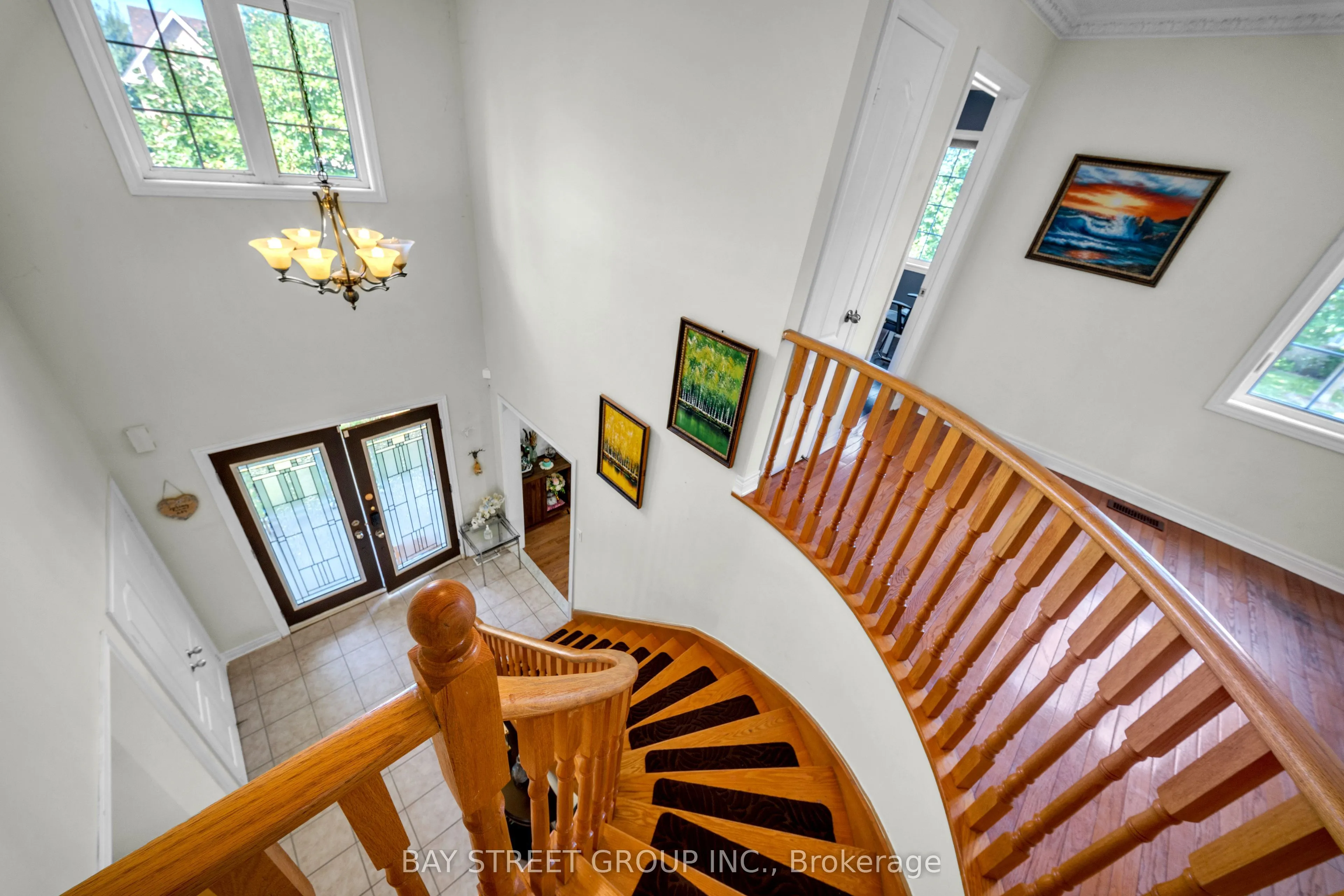 384 Spruce Grove Crescent