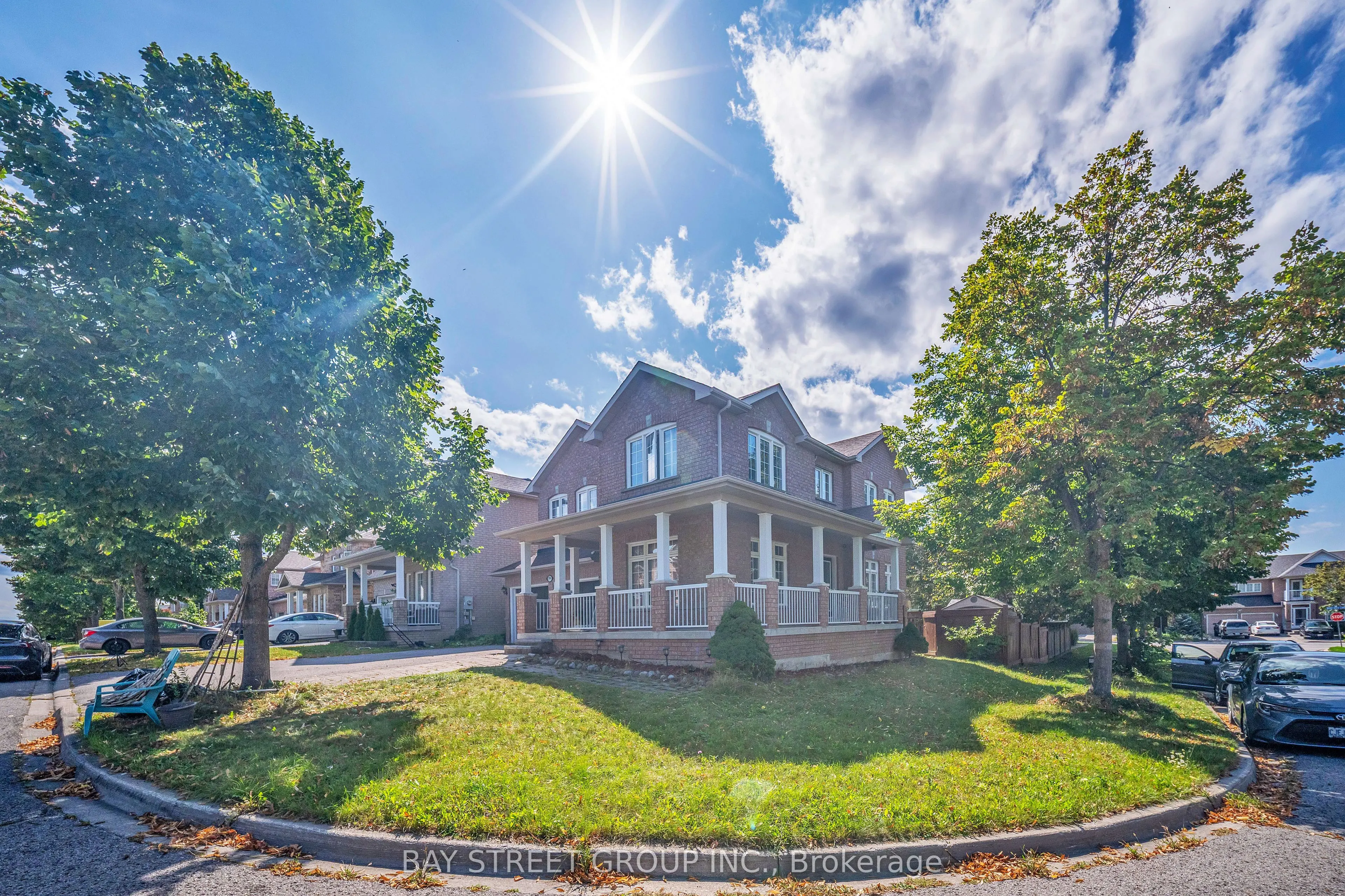 384 Spruce Grove Crescent