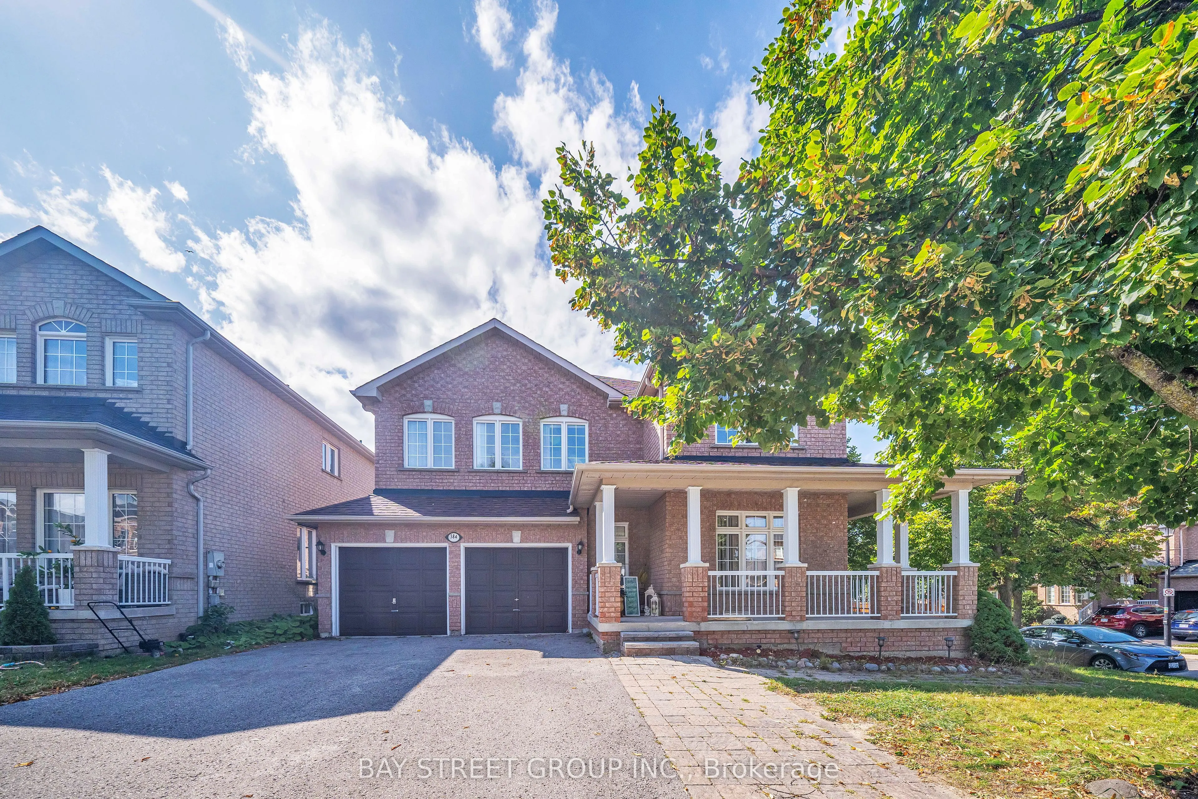 384 Spruce Grove Crescent