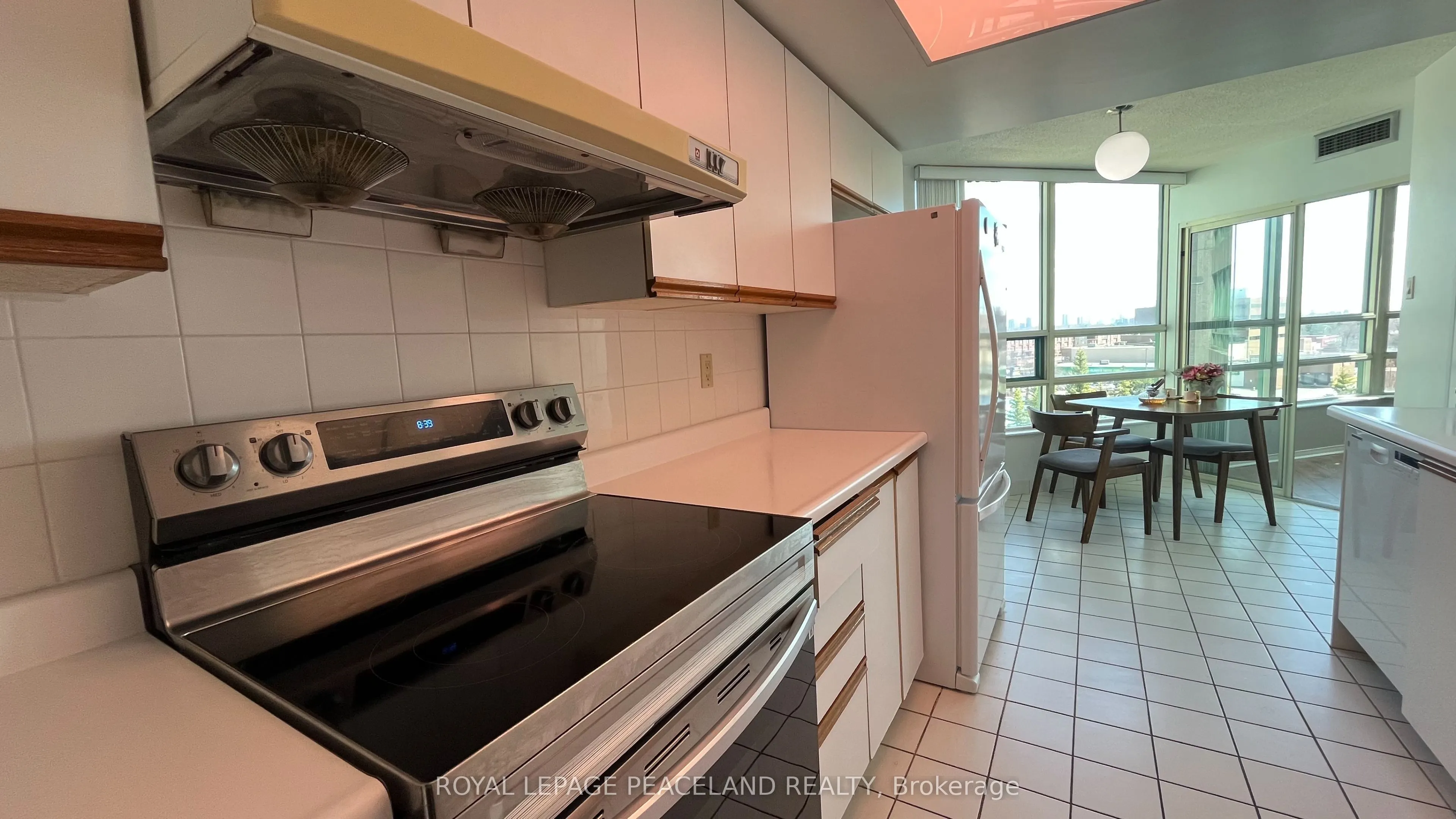 7805 Bayview Avenue #618