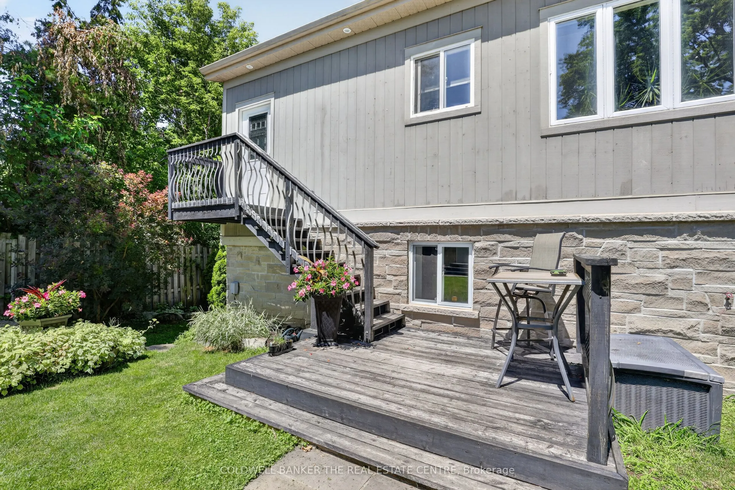 176 Pleasant Boulevard