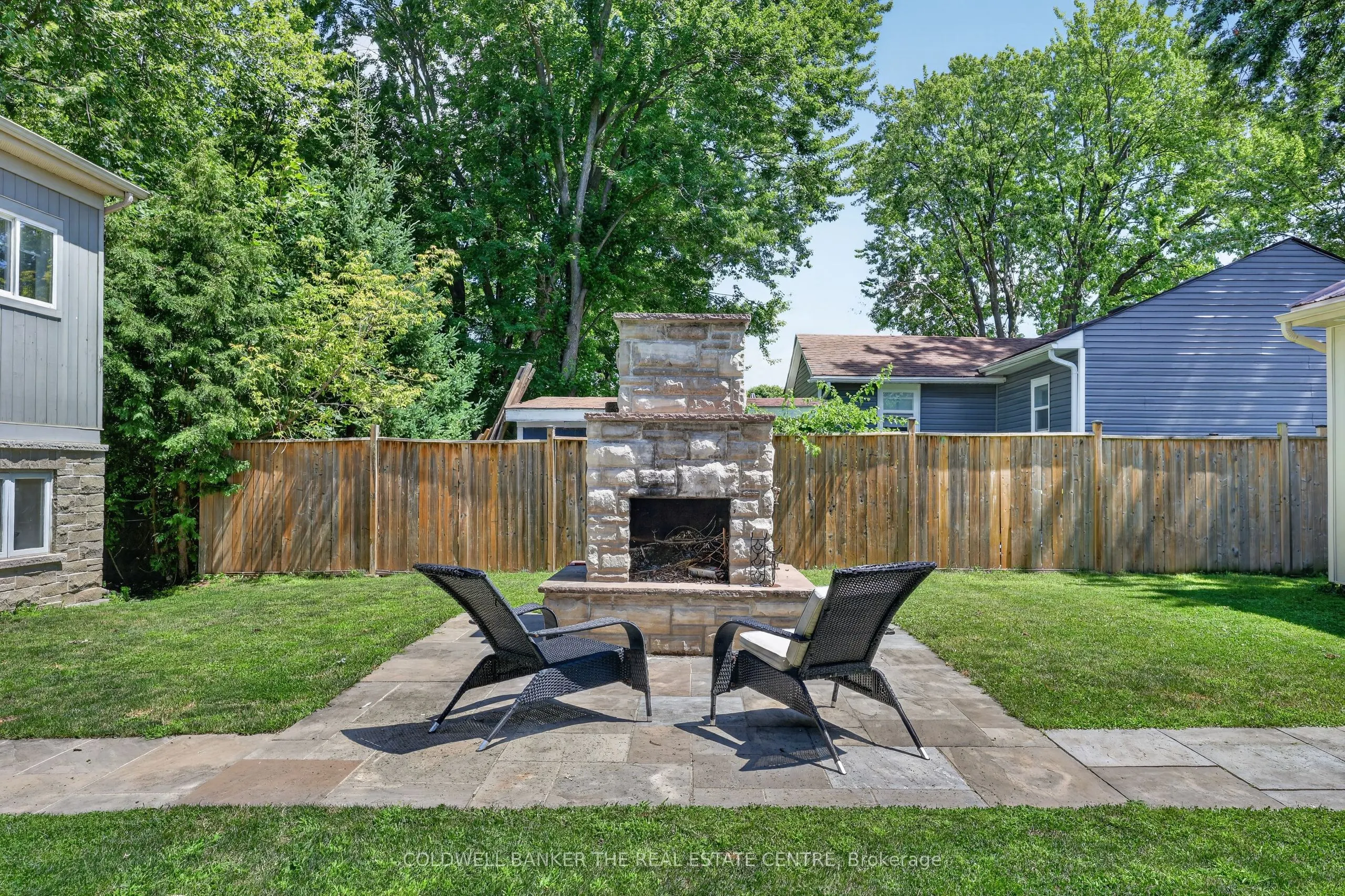 176 Pleasant Boulevard