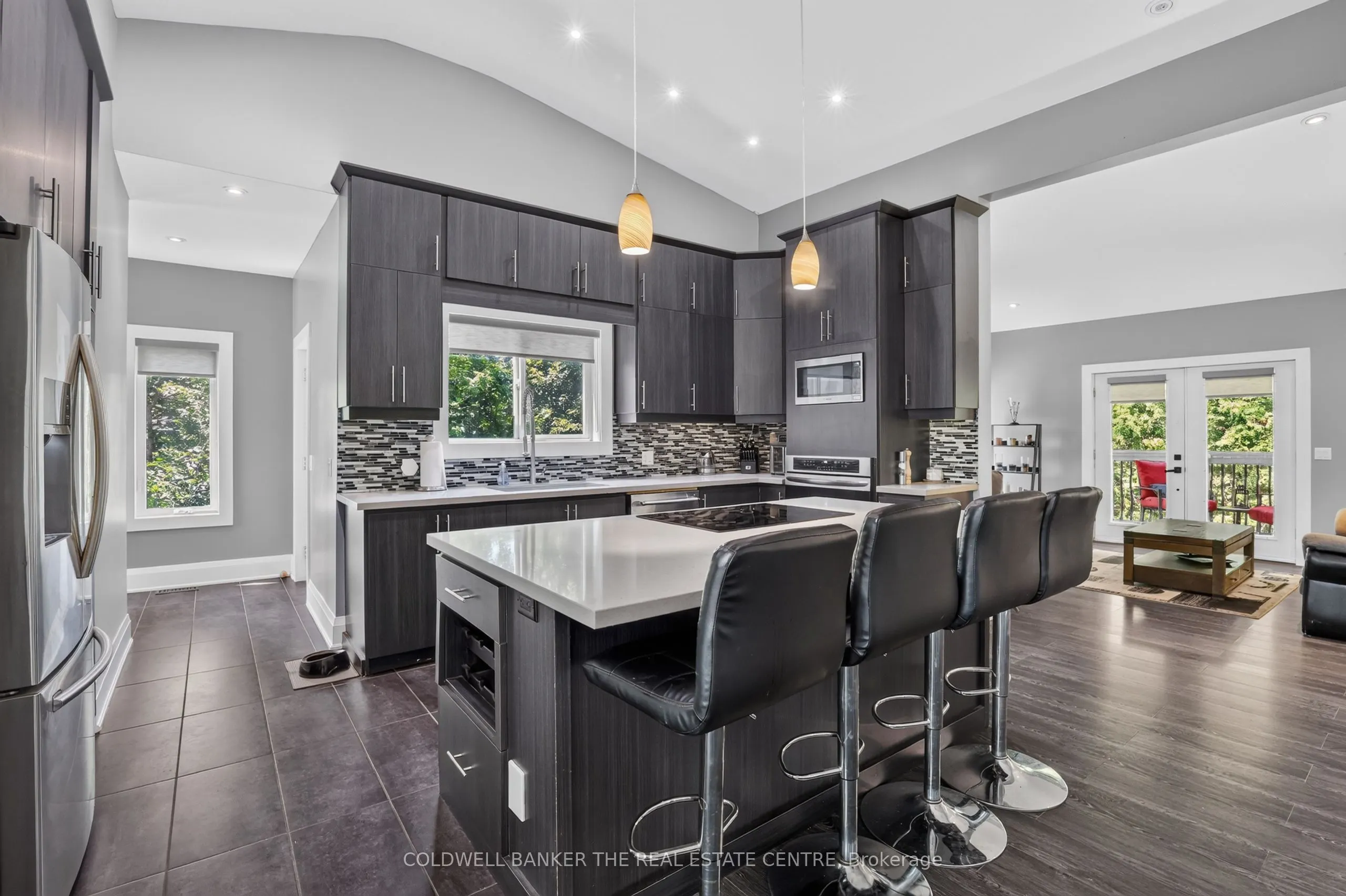 176 Pleasant Boulevard