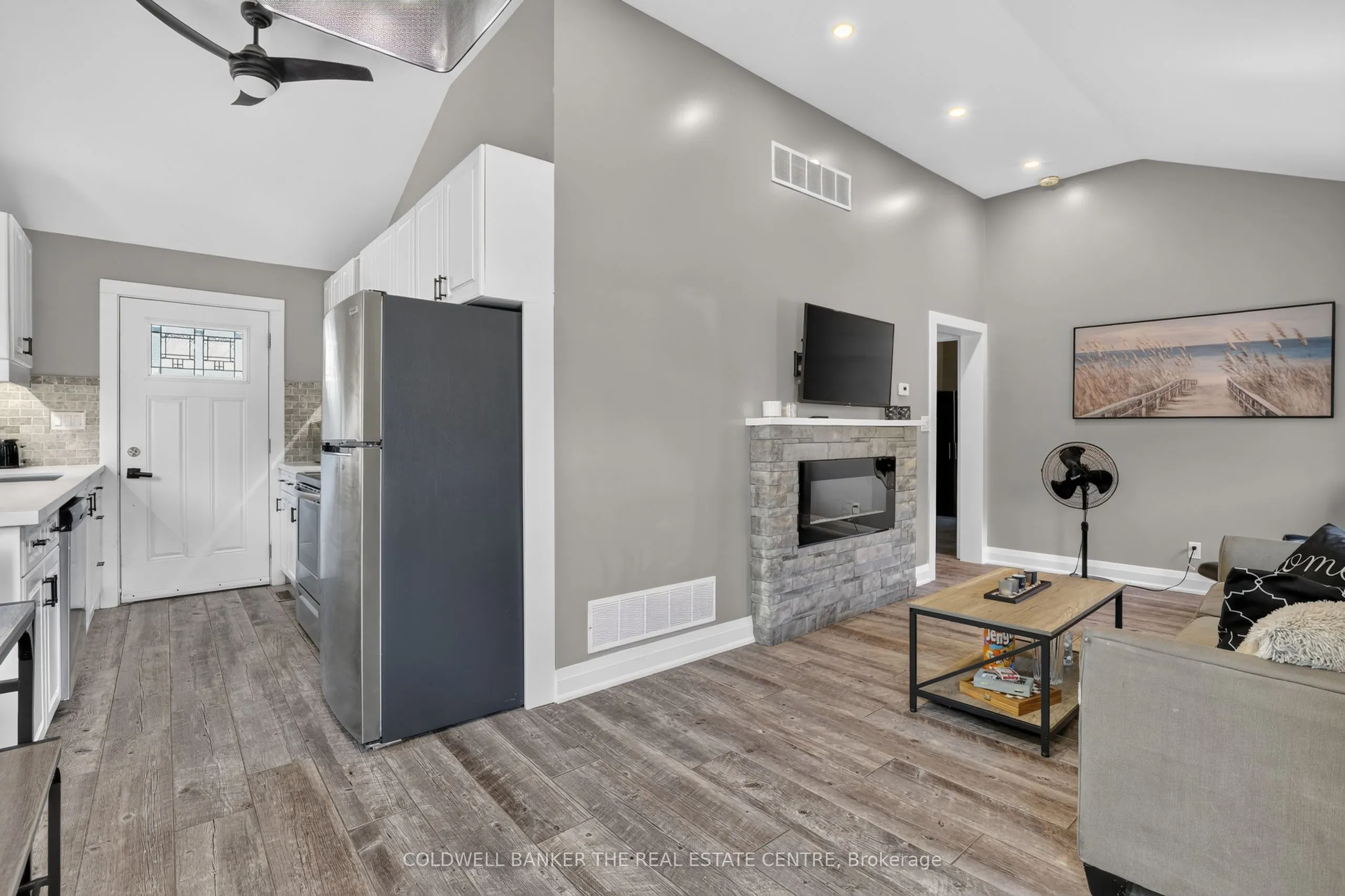 176 Pleasant Boulevard