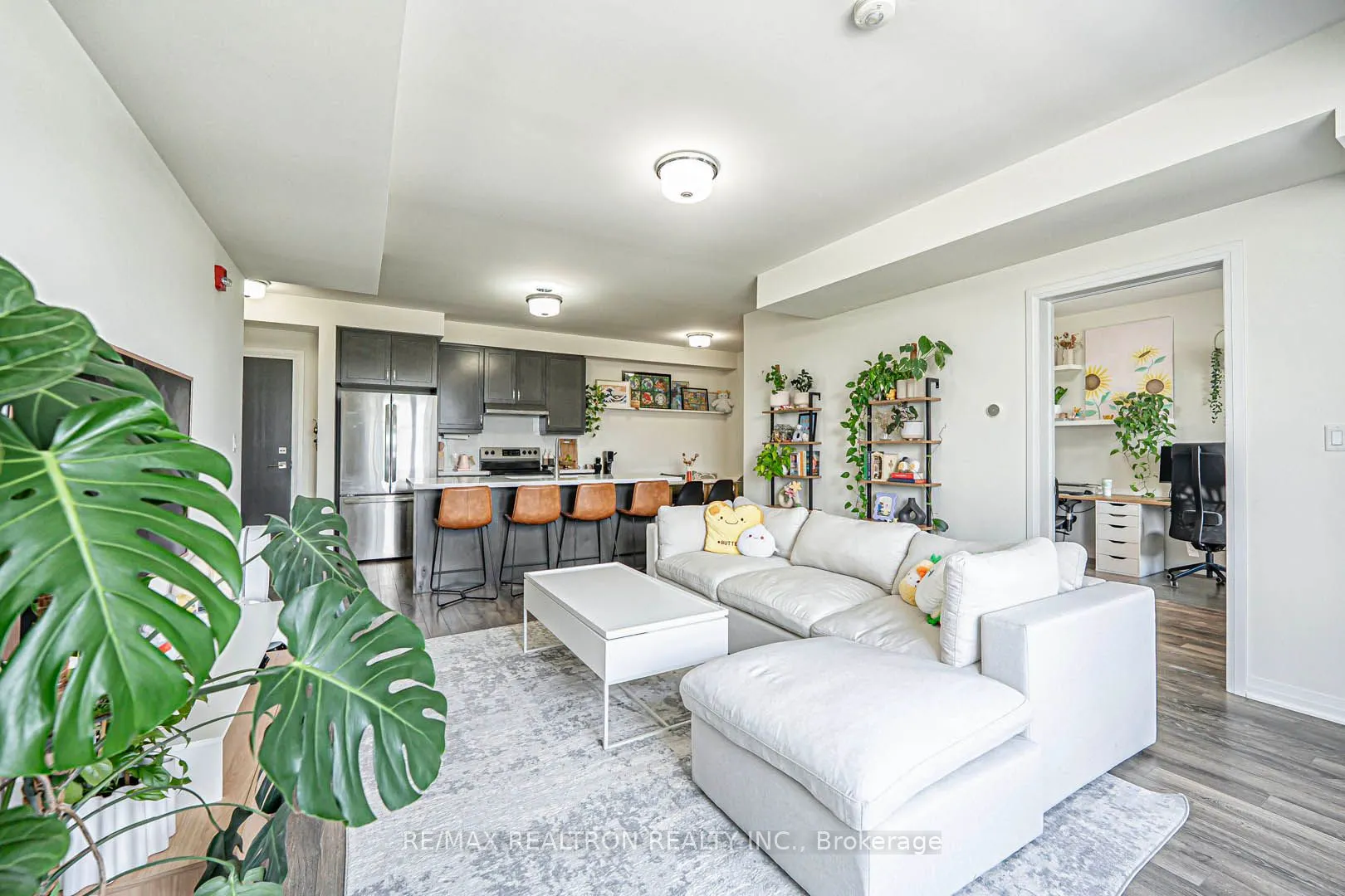 58 Adam Sellers Street #407