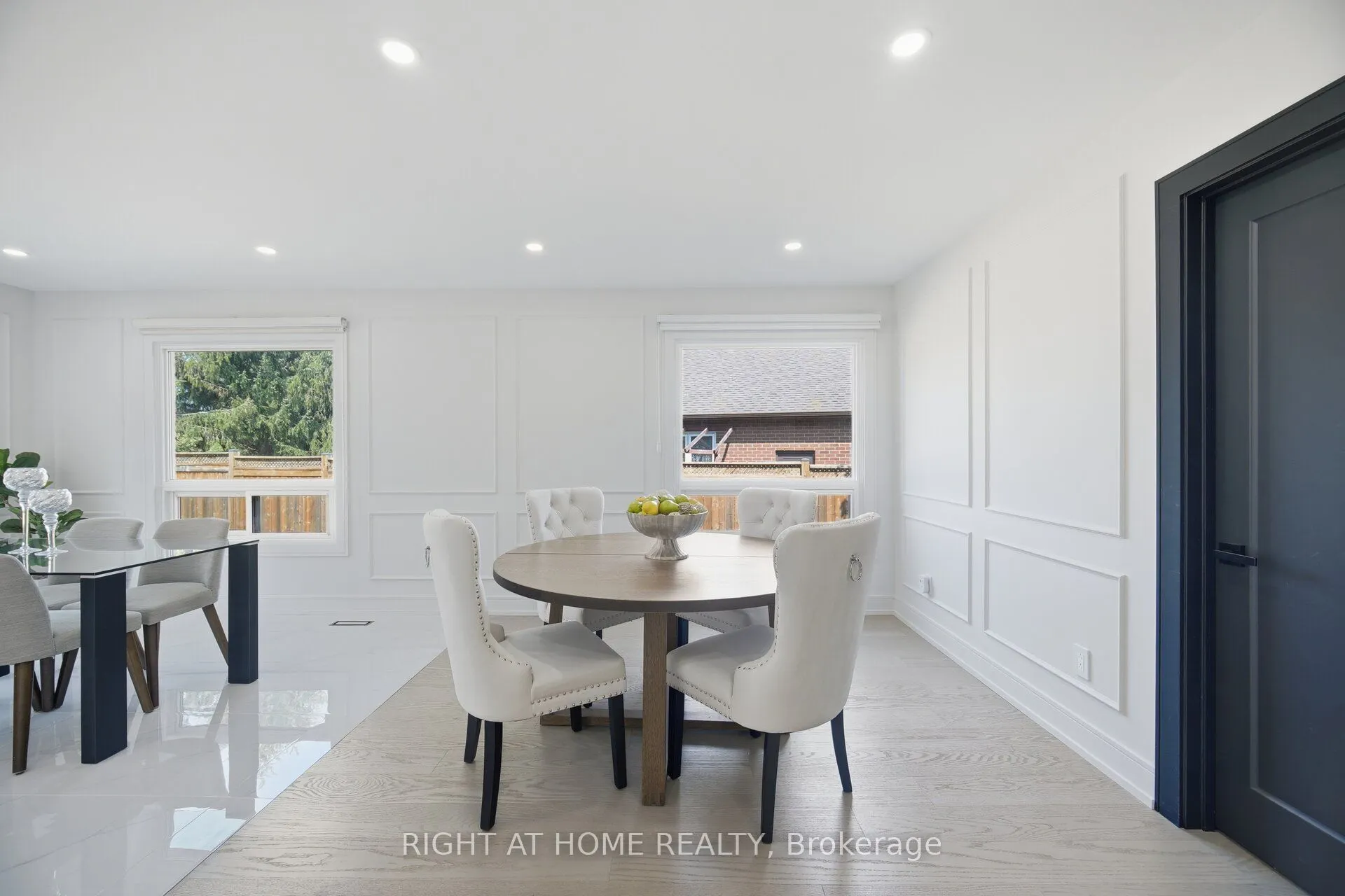 4 Simmons Crescent