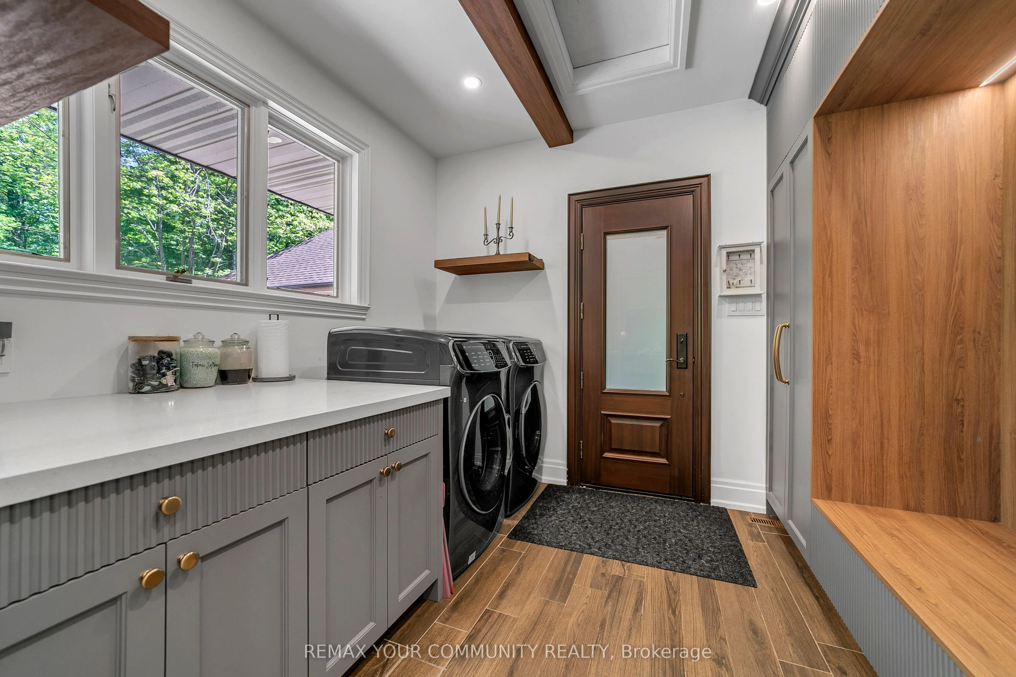 76 Trailwood Crescent