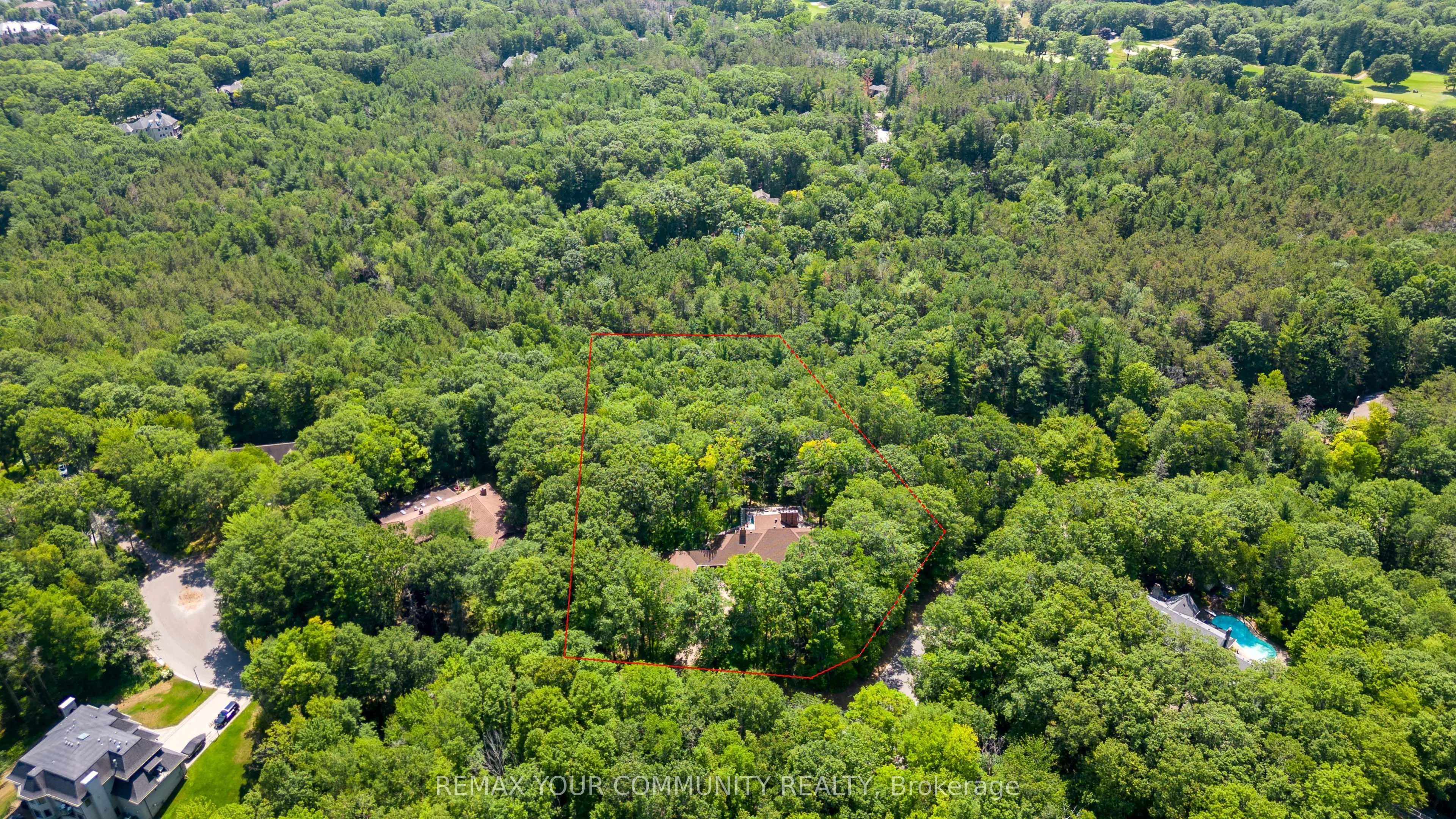76 Trailwood Crescent