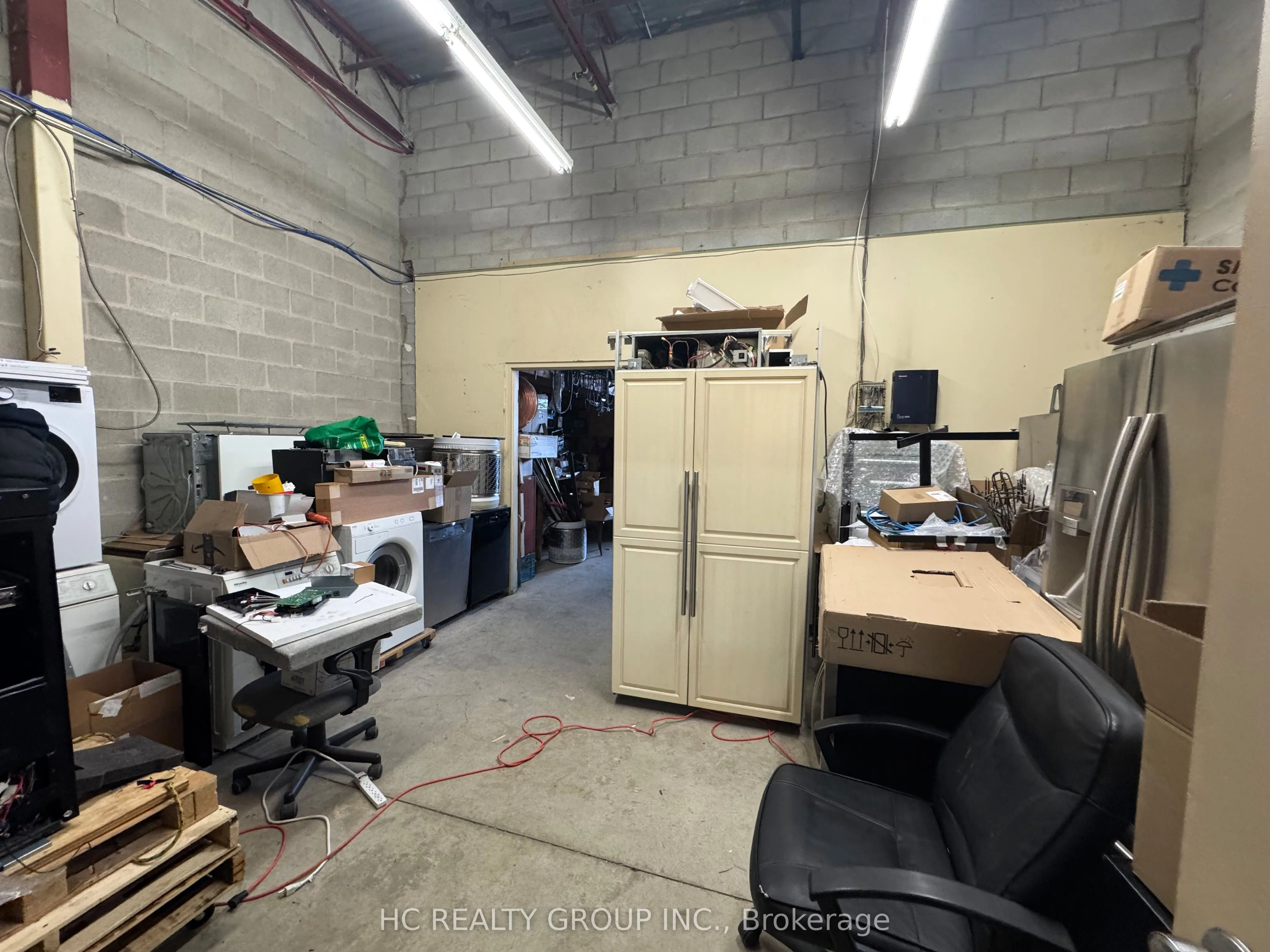 3300 Steeles Avenue W #16