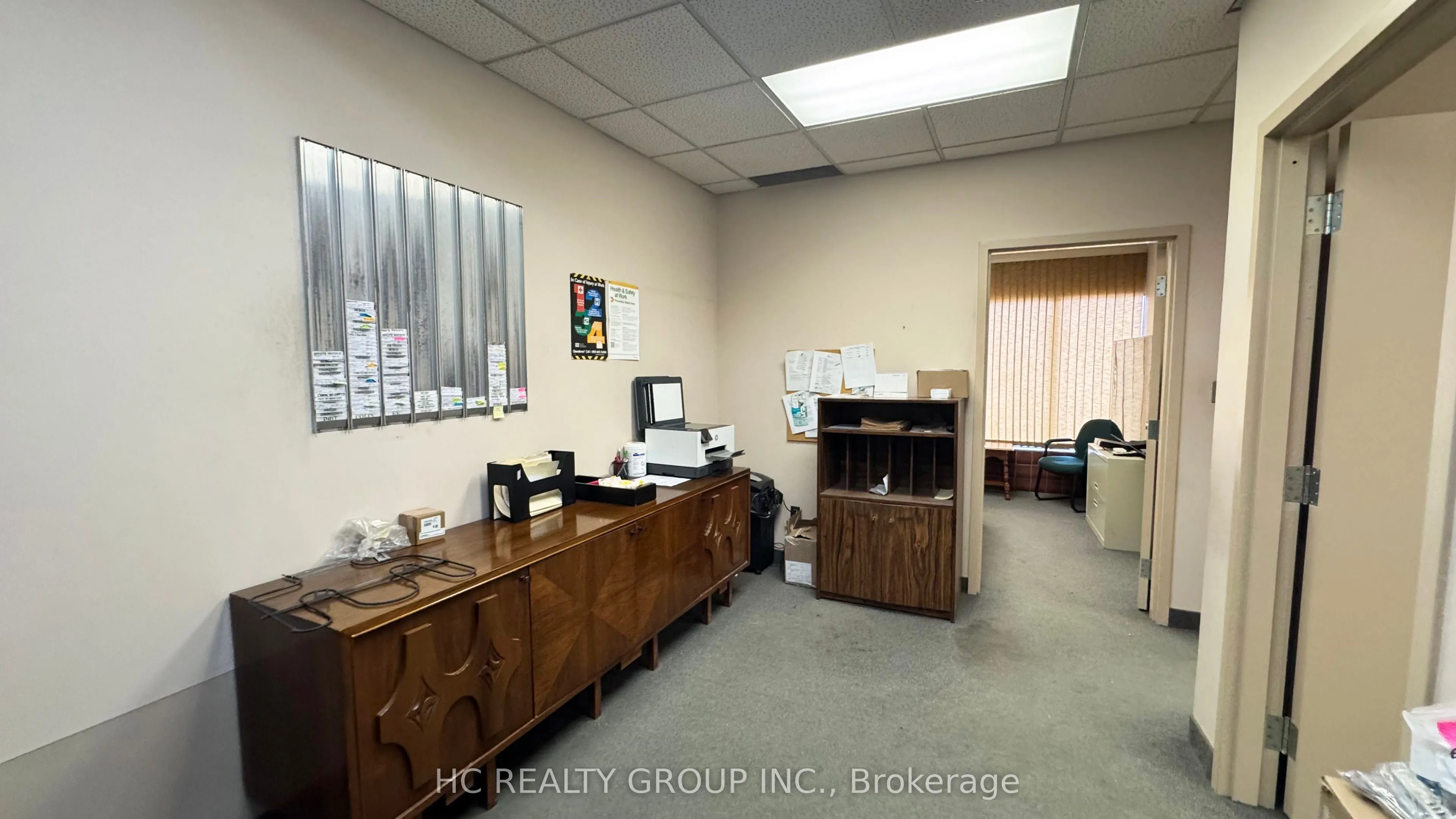 3300 Steeles Avenue W #16
