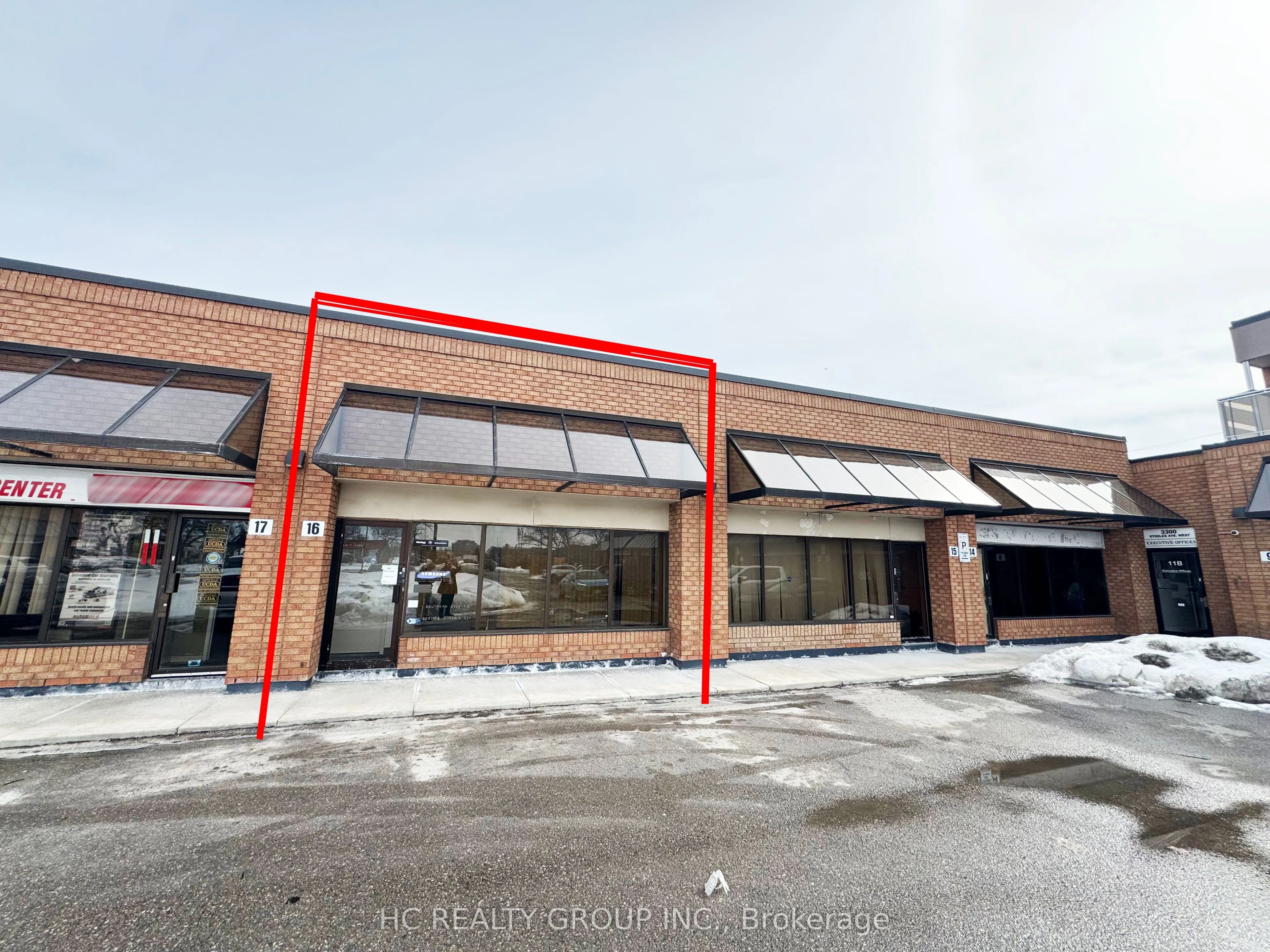 3300 Steeles Avenue W #16