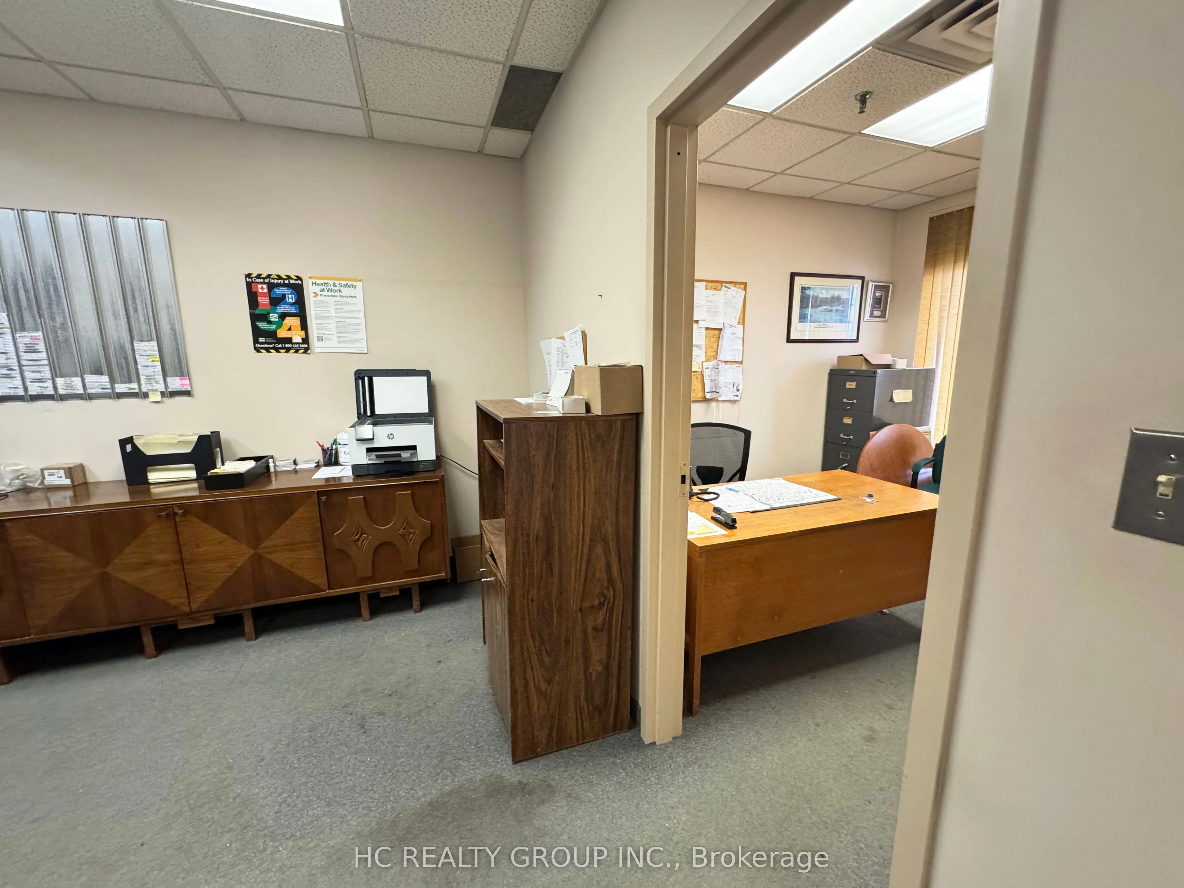 3300 Steeles Avenue W #16