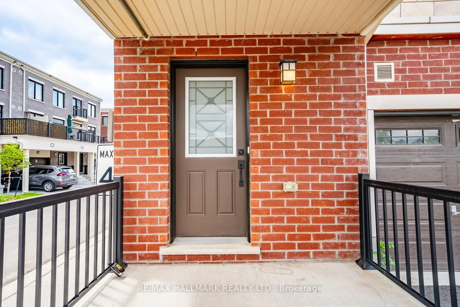 40 Covington Crescent