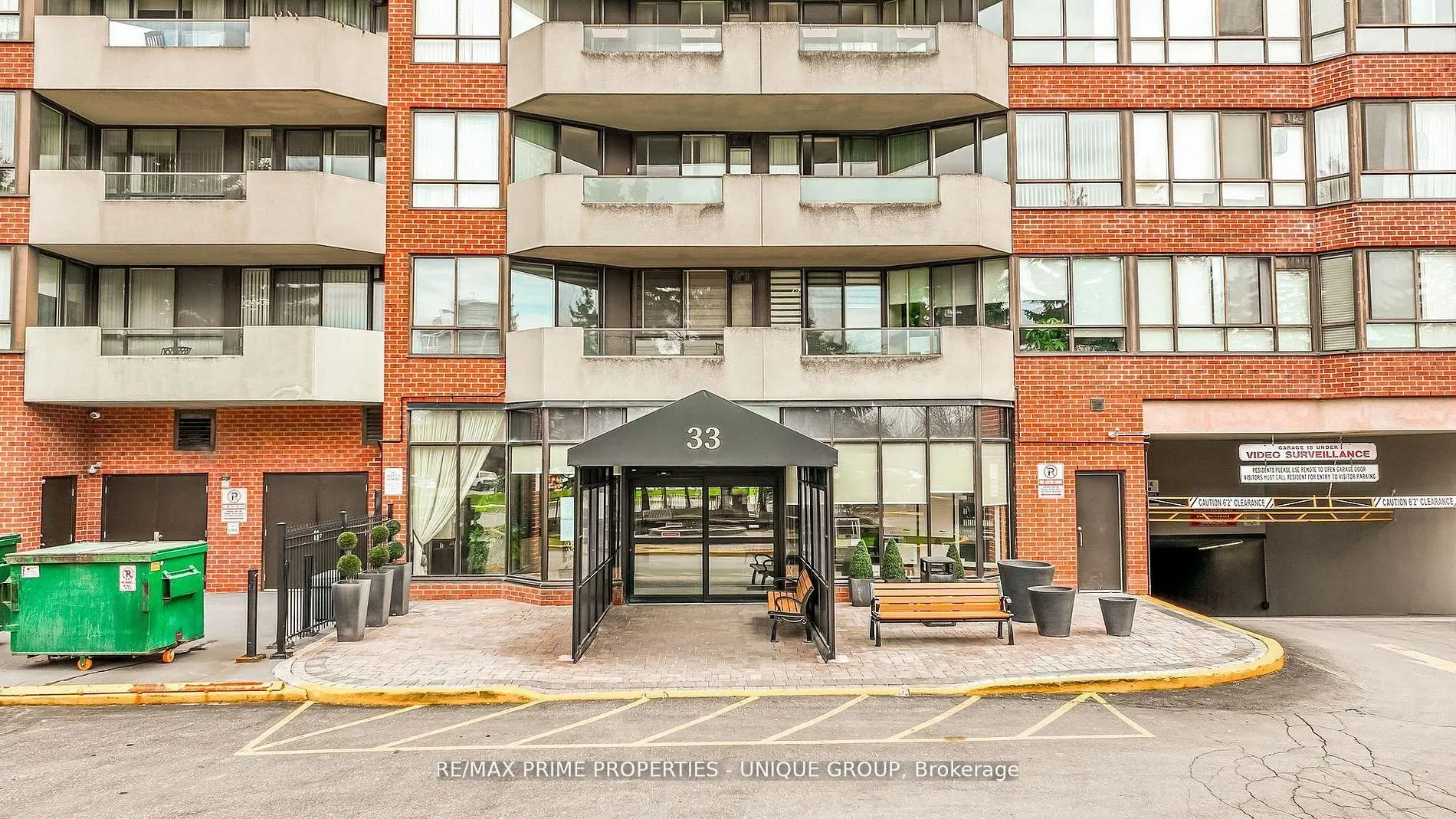 33 Weldrick Road E #209