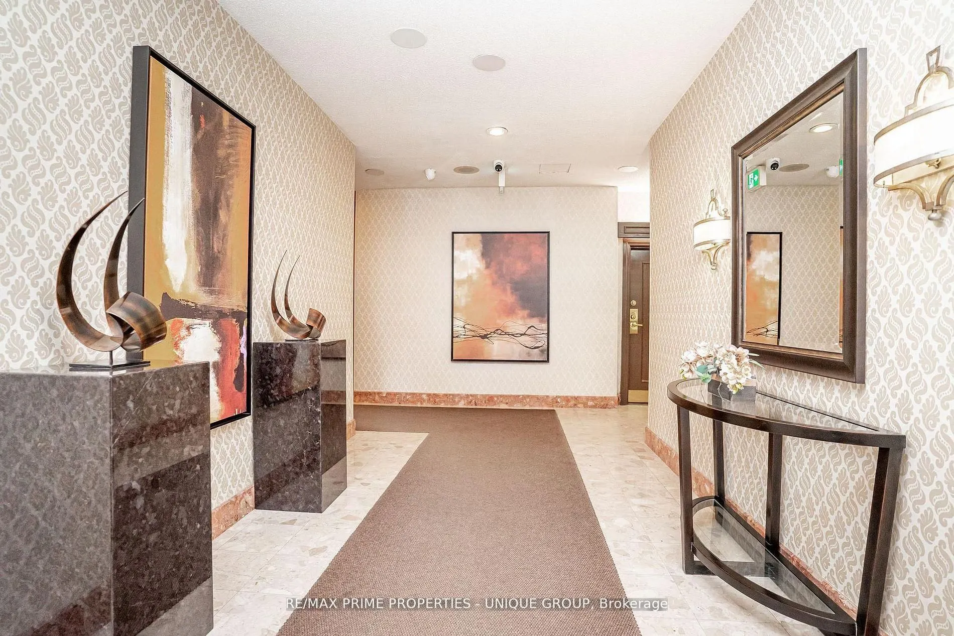 33 Weldrick Road E #209