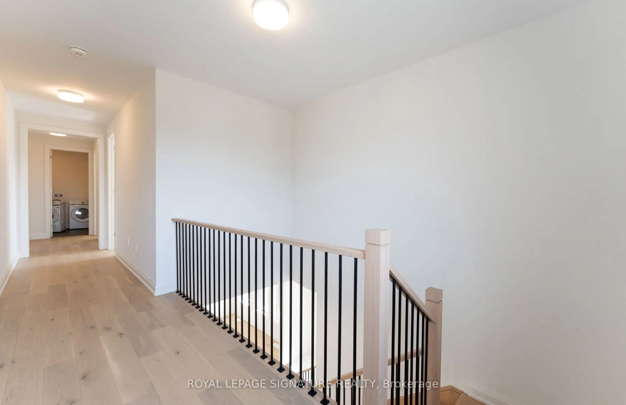 8 Mayflower Gardens