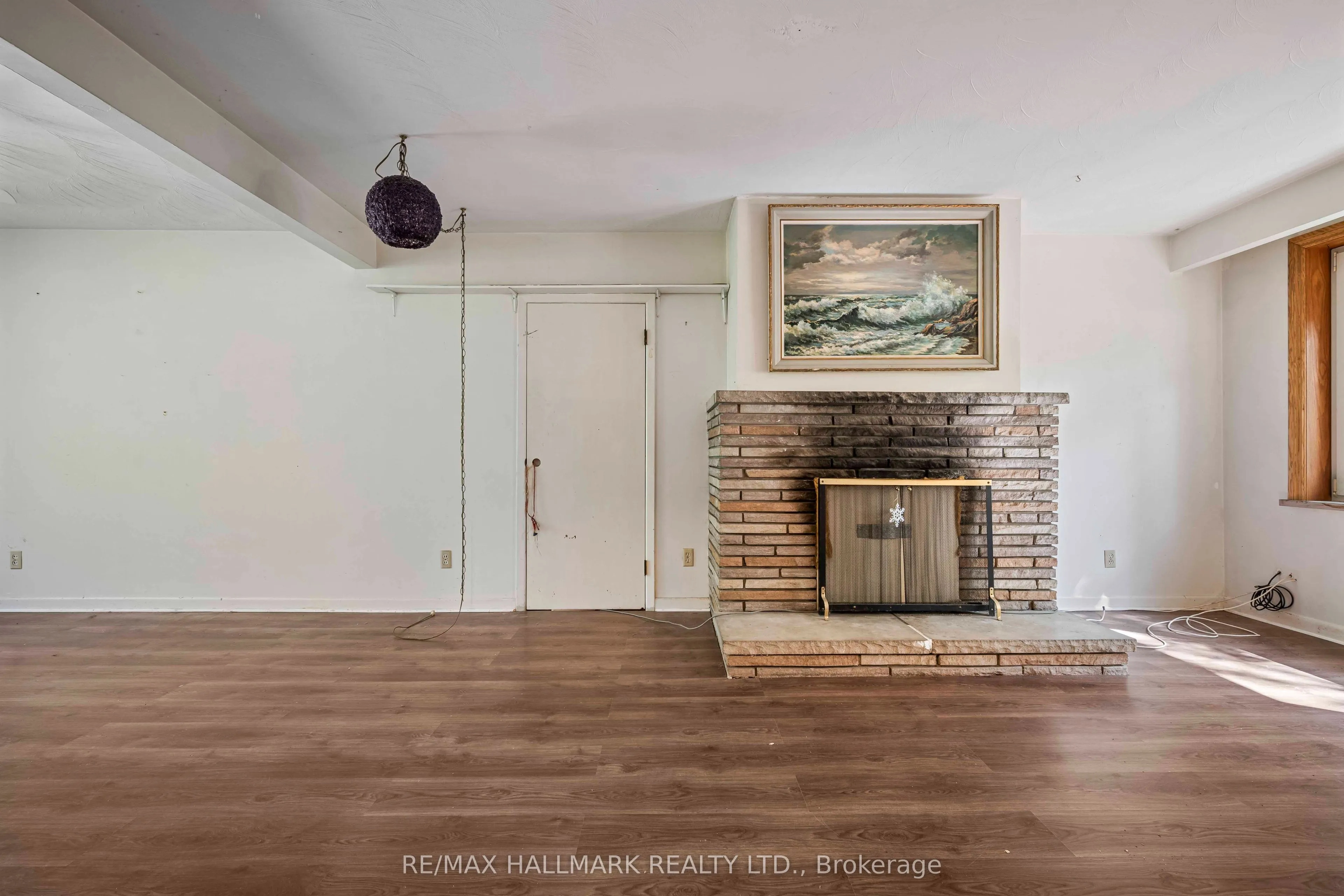 4 Crestview Road