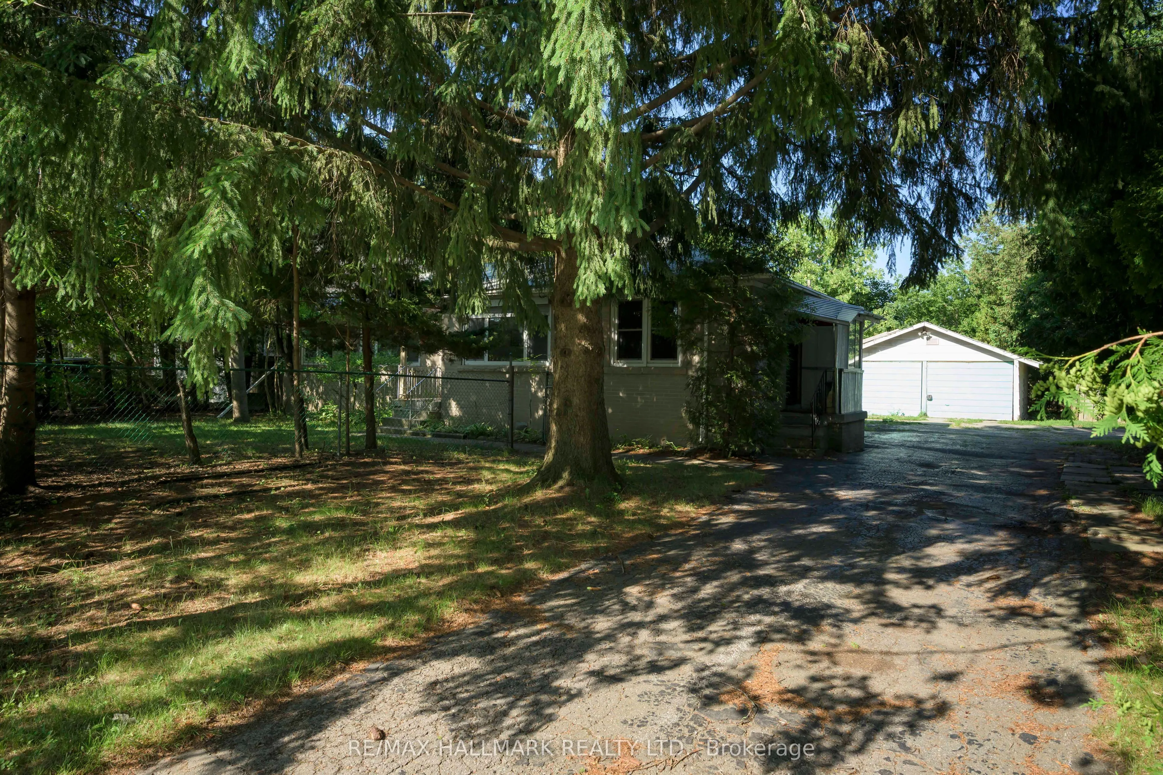 4 Crestview Road