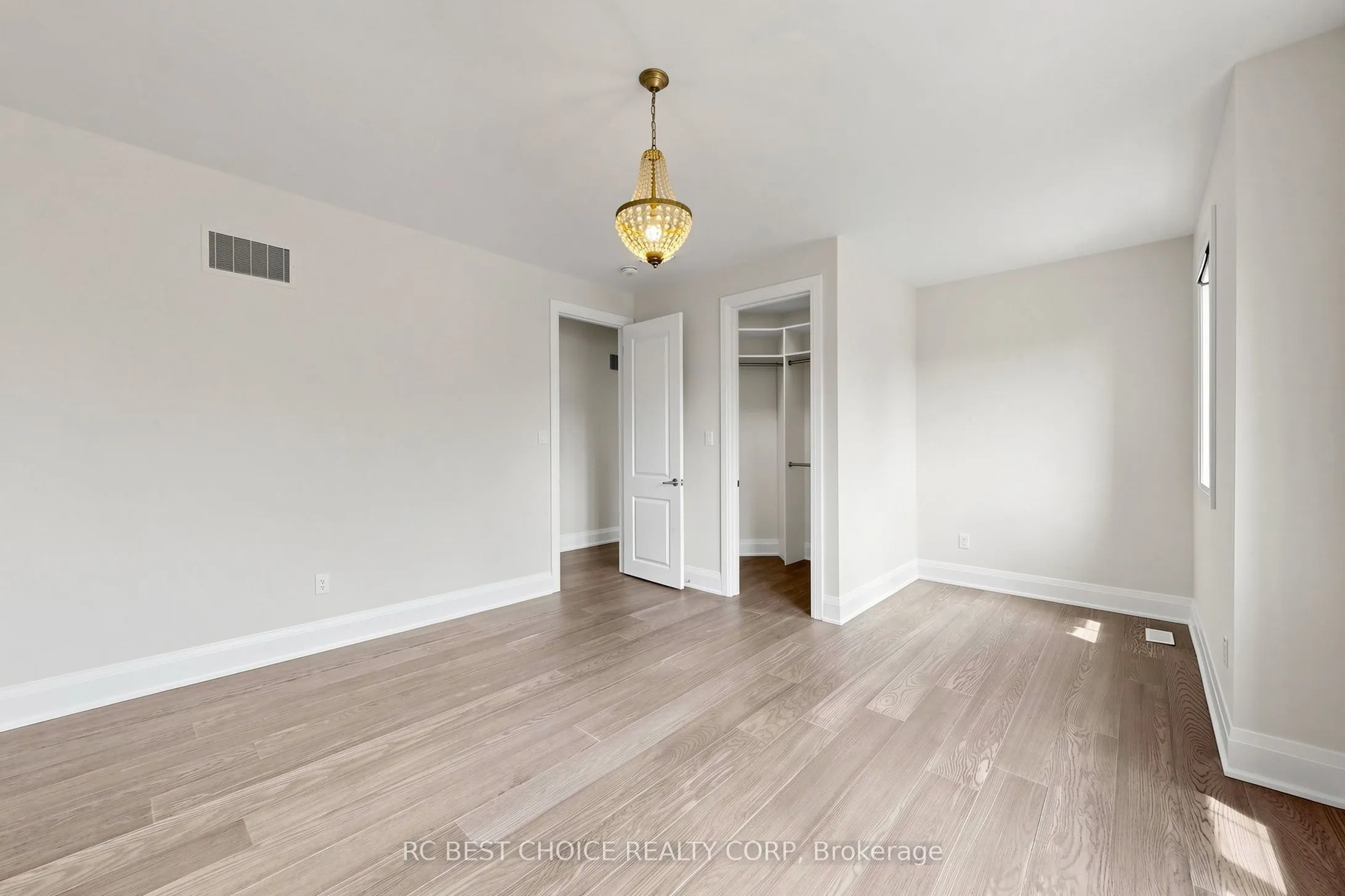 10 Ridgepoint Road