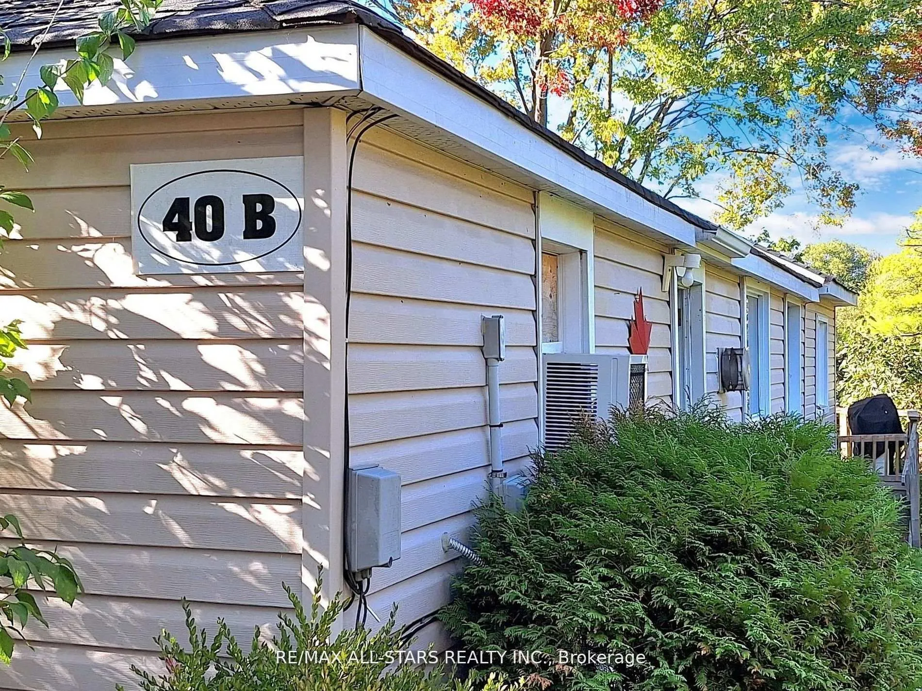 40 Riverglen Drive