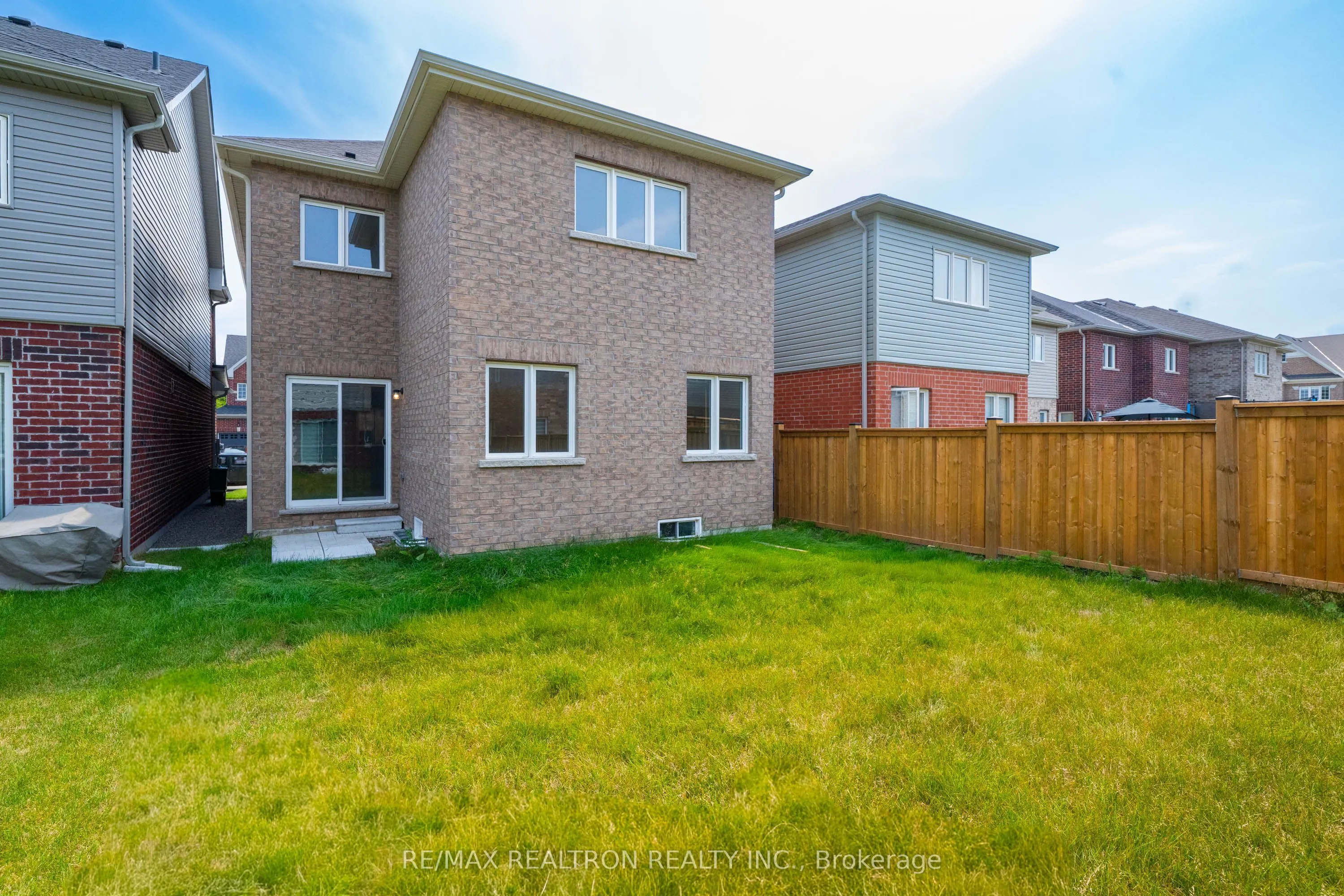 118 Cliff Thompson Court