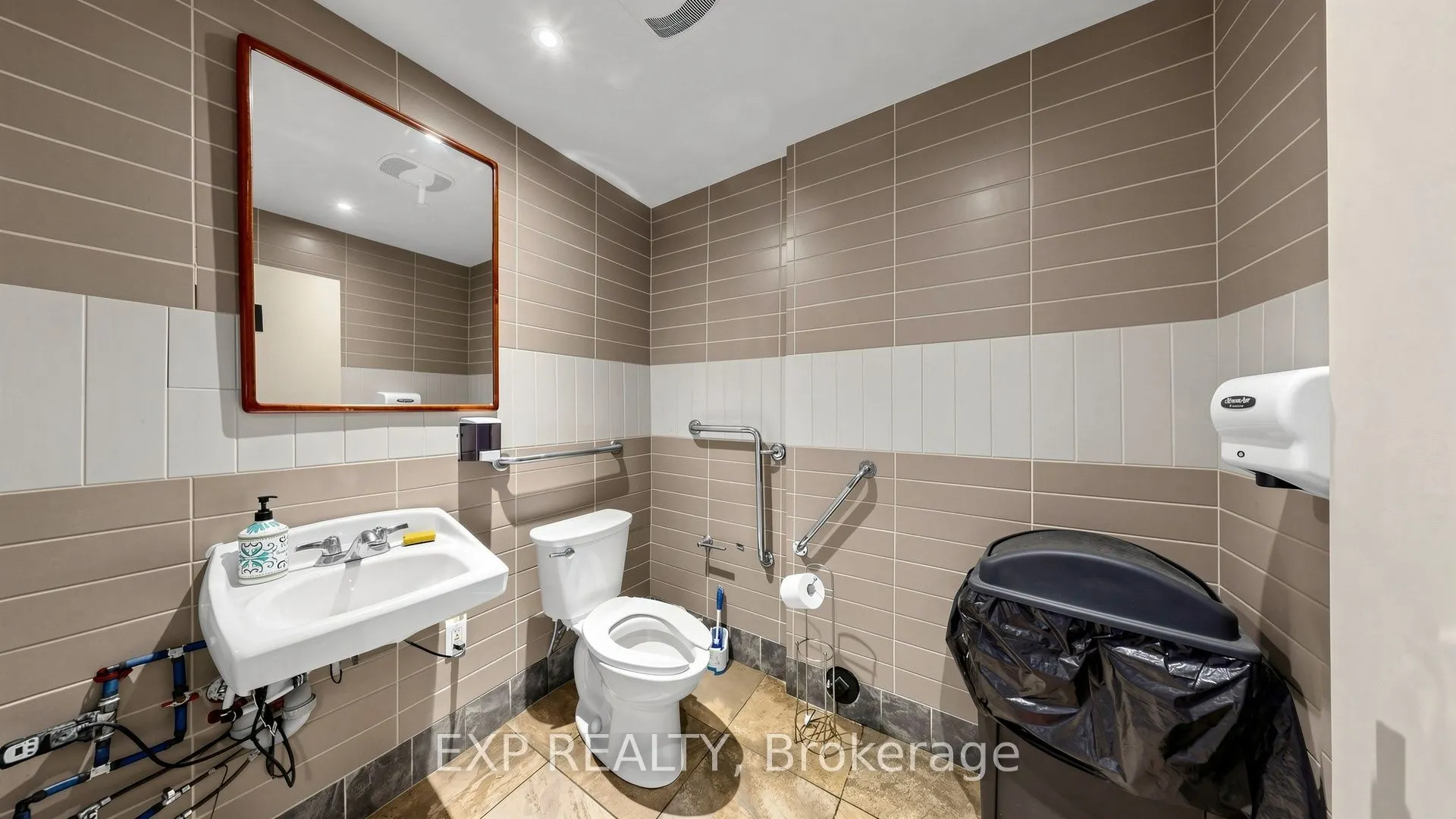 12960 Yonge Street #7