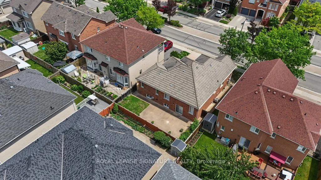 26 Saint Clare Boulevard