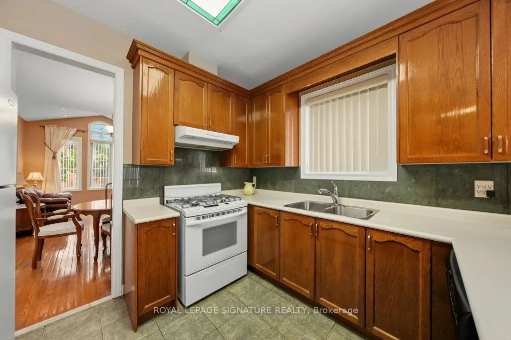 26 Saint Clare Boulevard