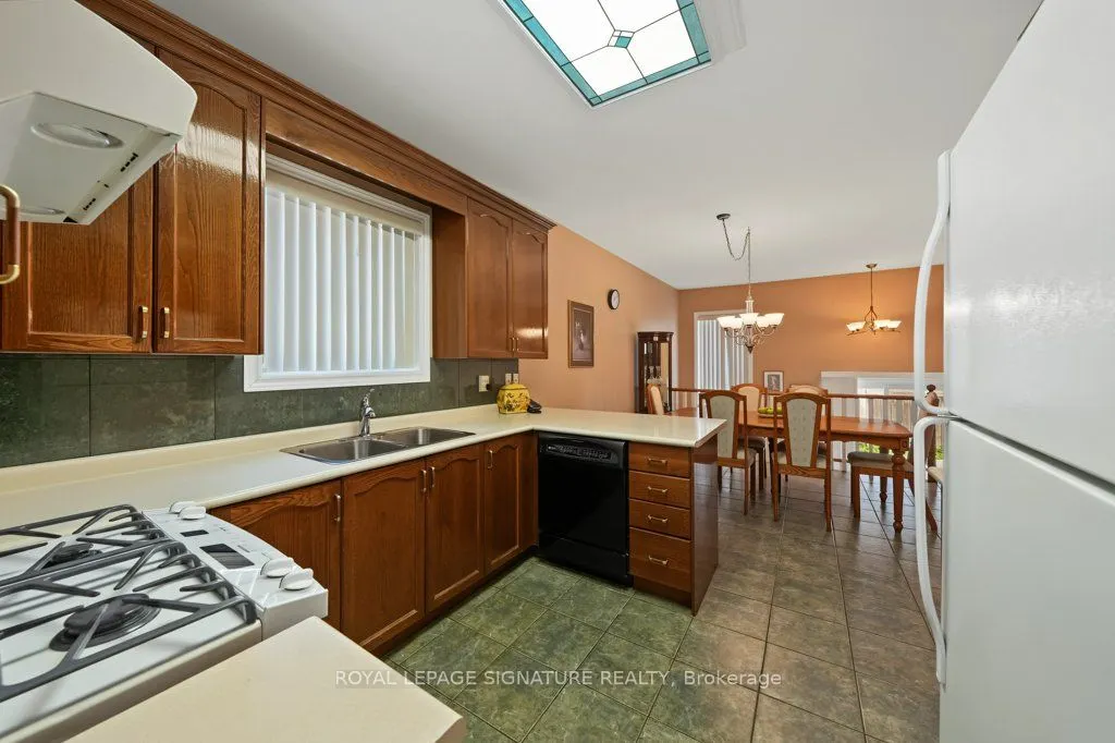 26 Saint Clare Boulevard