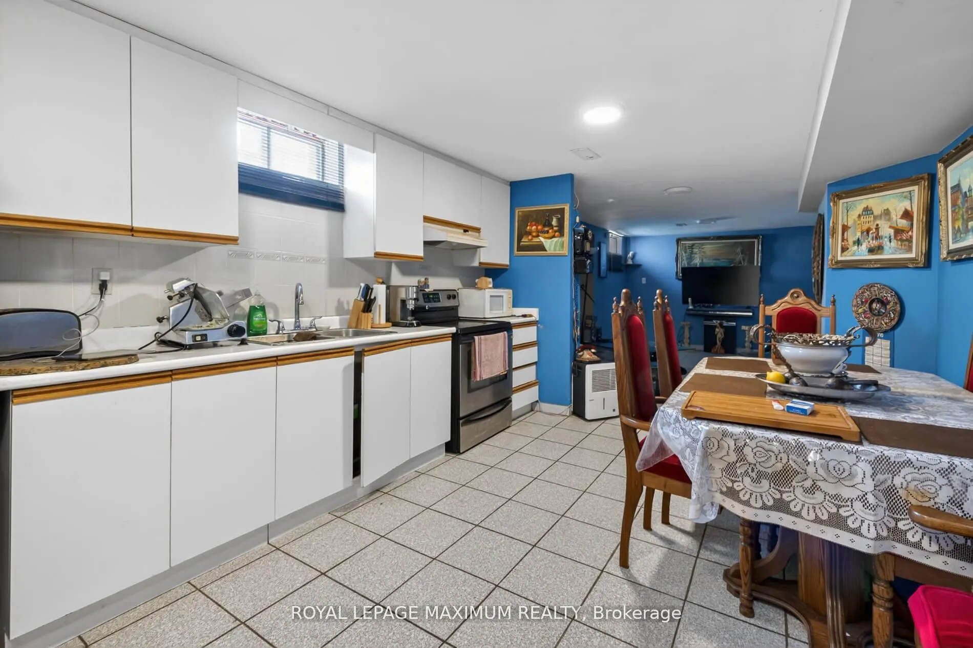 3 Muzzo Court