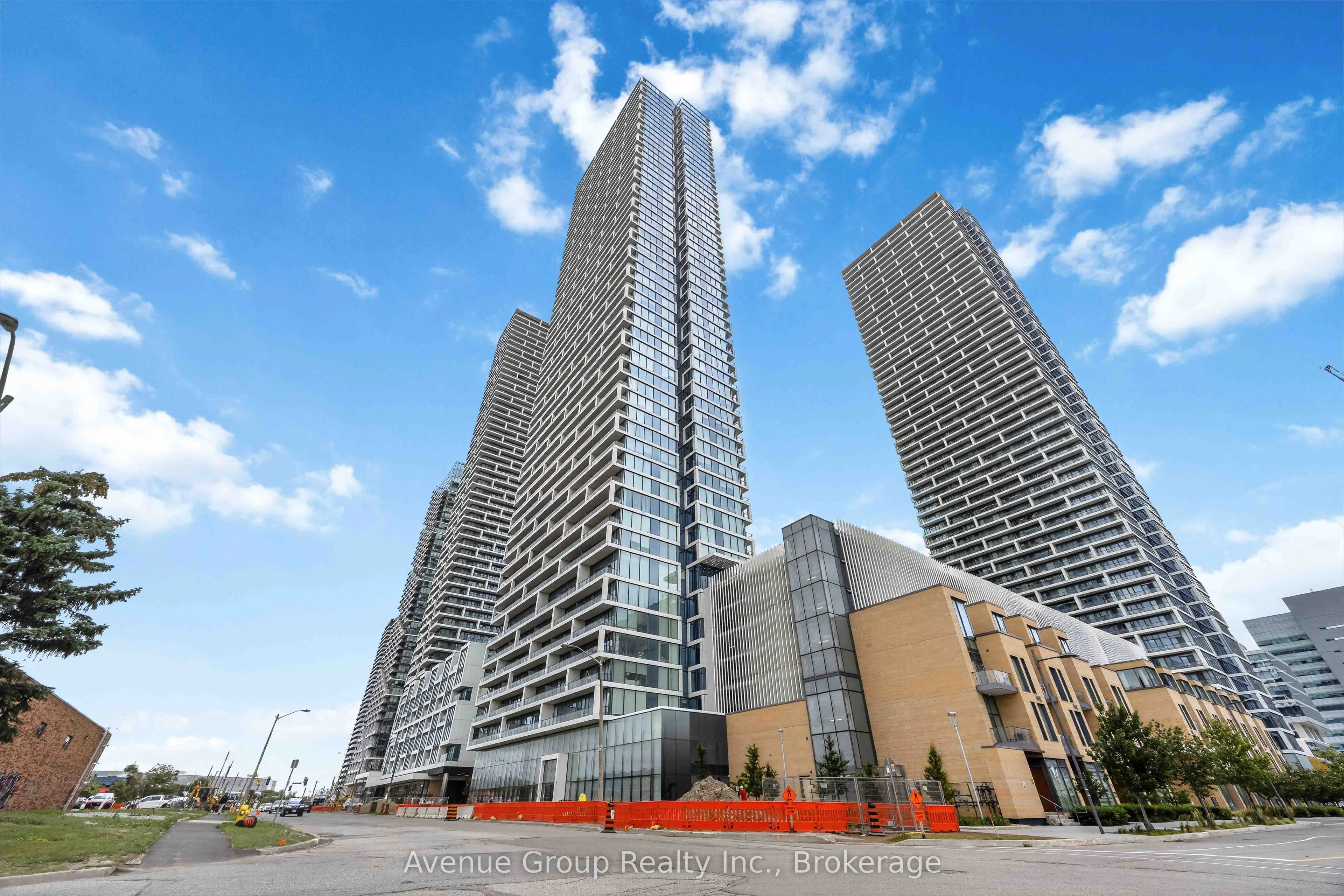 898 Portage Parkway #2106