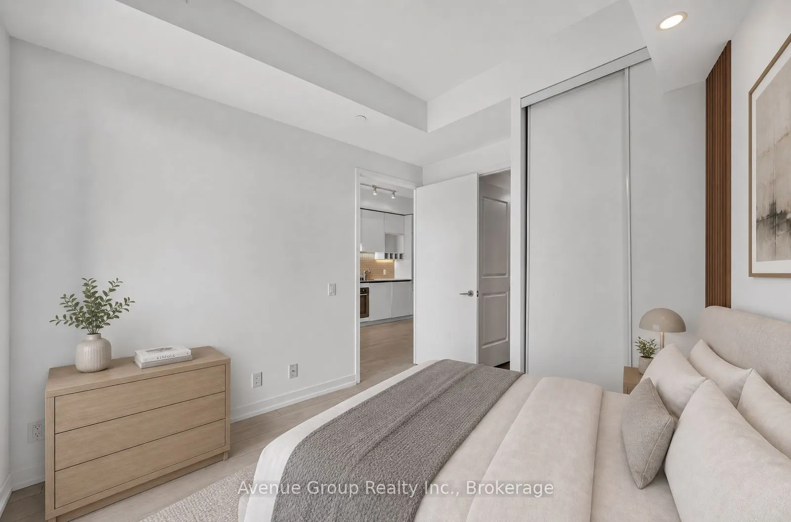 898 Portage Parkway #2106