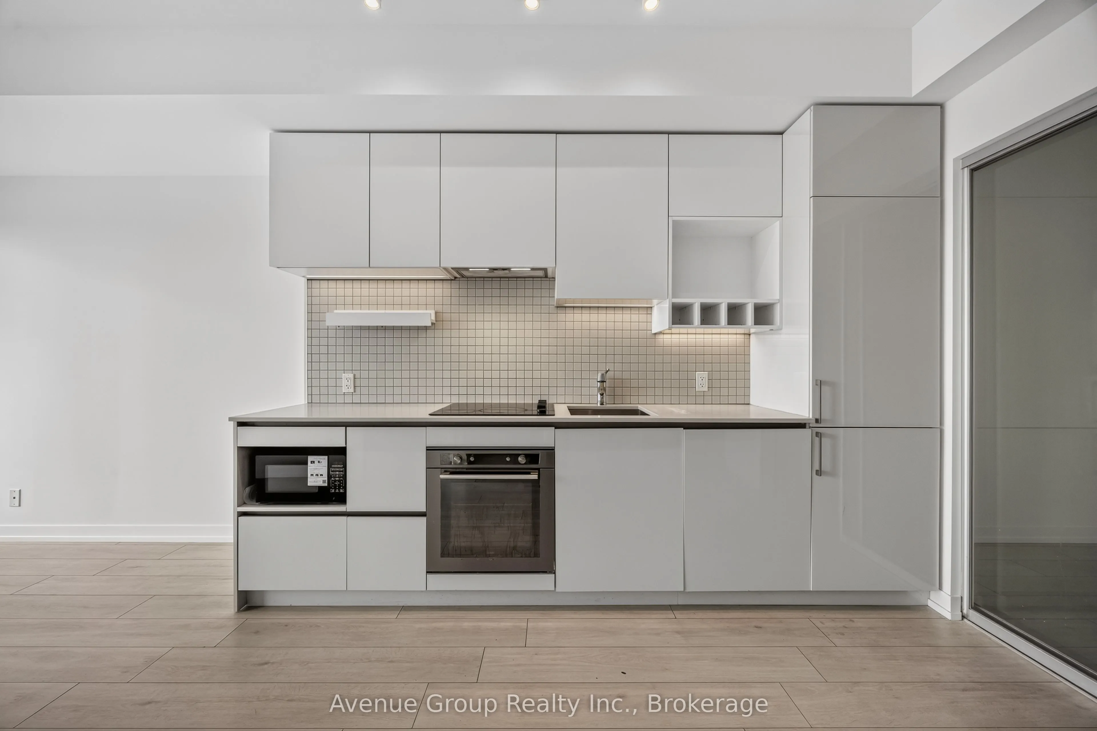898 Portage Parkway #2106