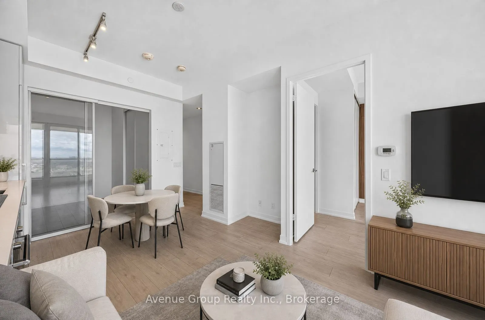 898 Portage Parkway #2106