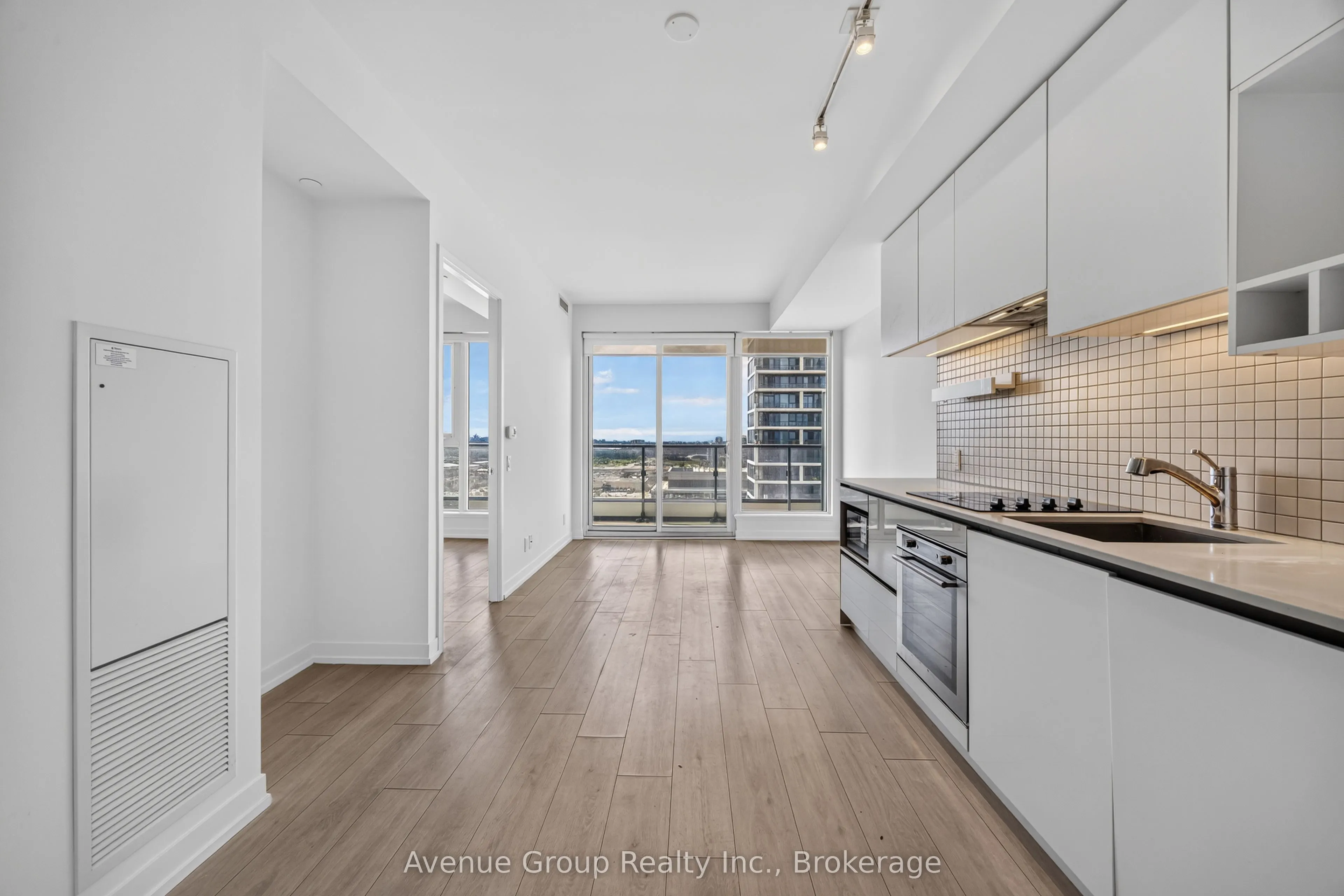 898 Portage Parkway #2106