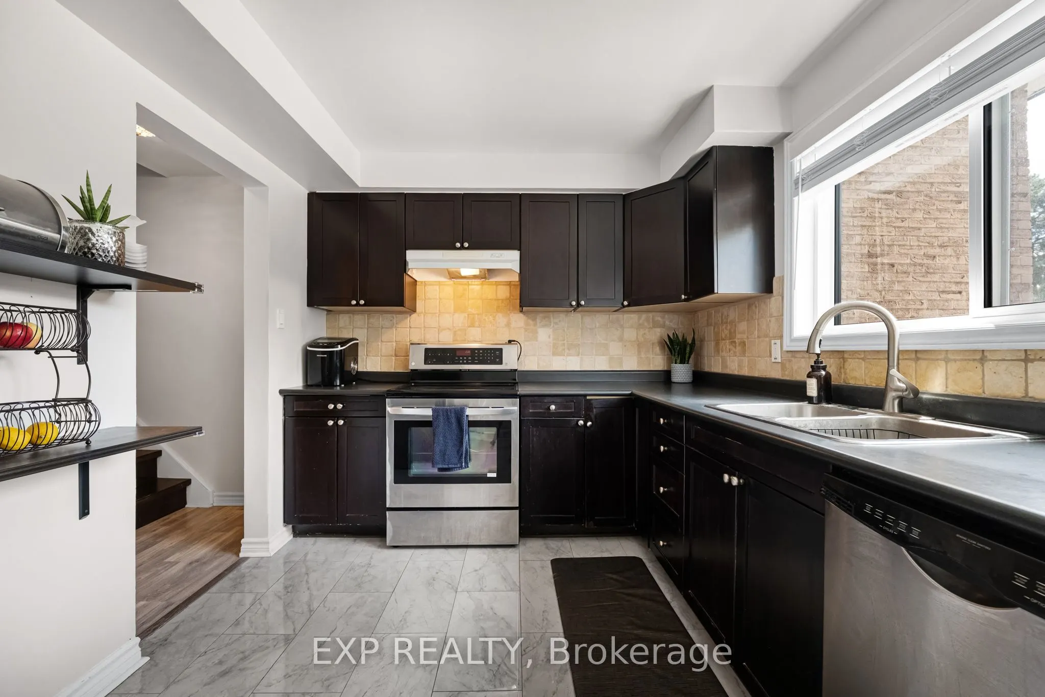 6 Poplar Crescent #31