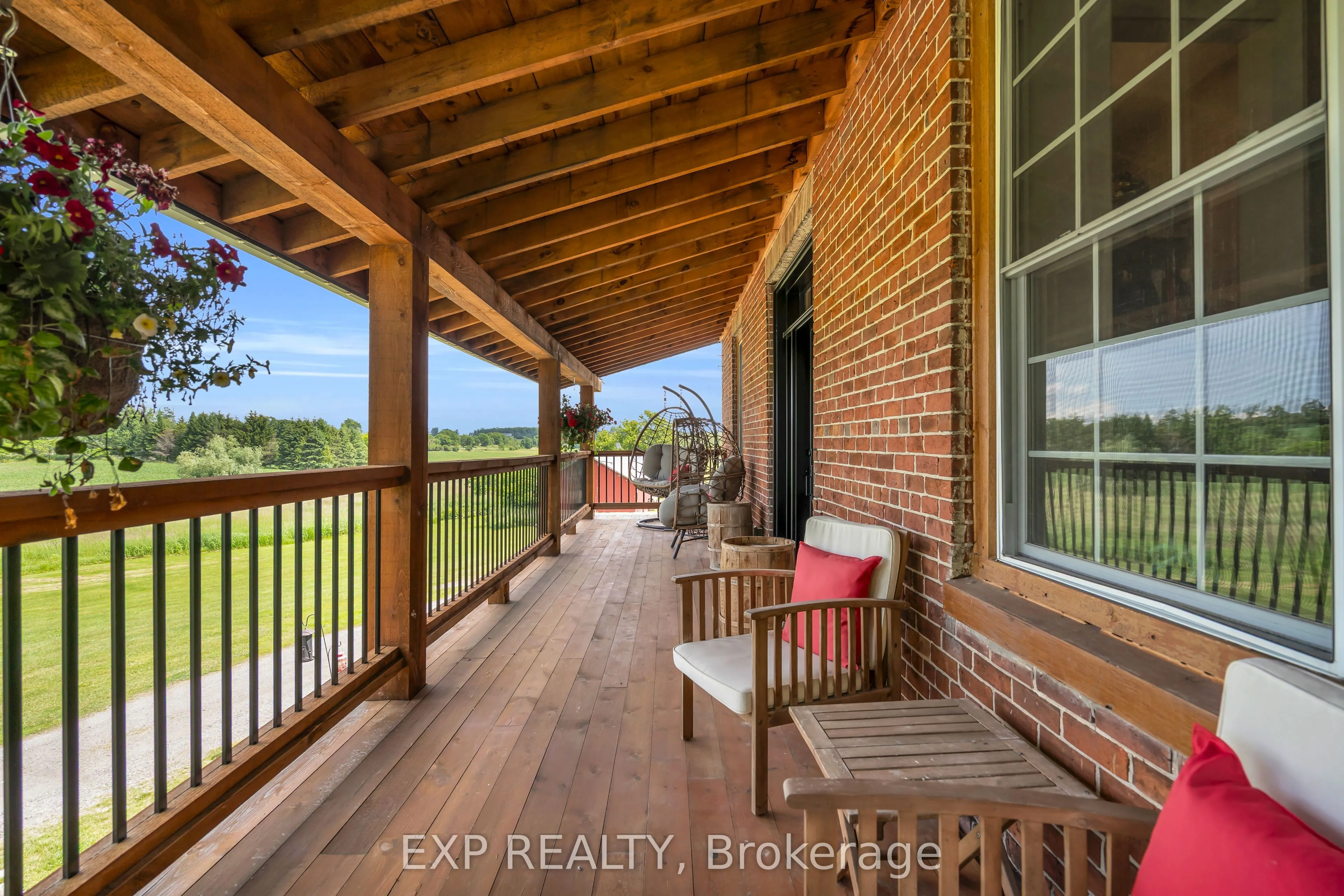 220 Lakeridge Road