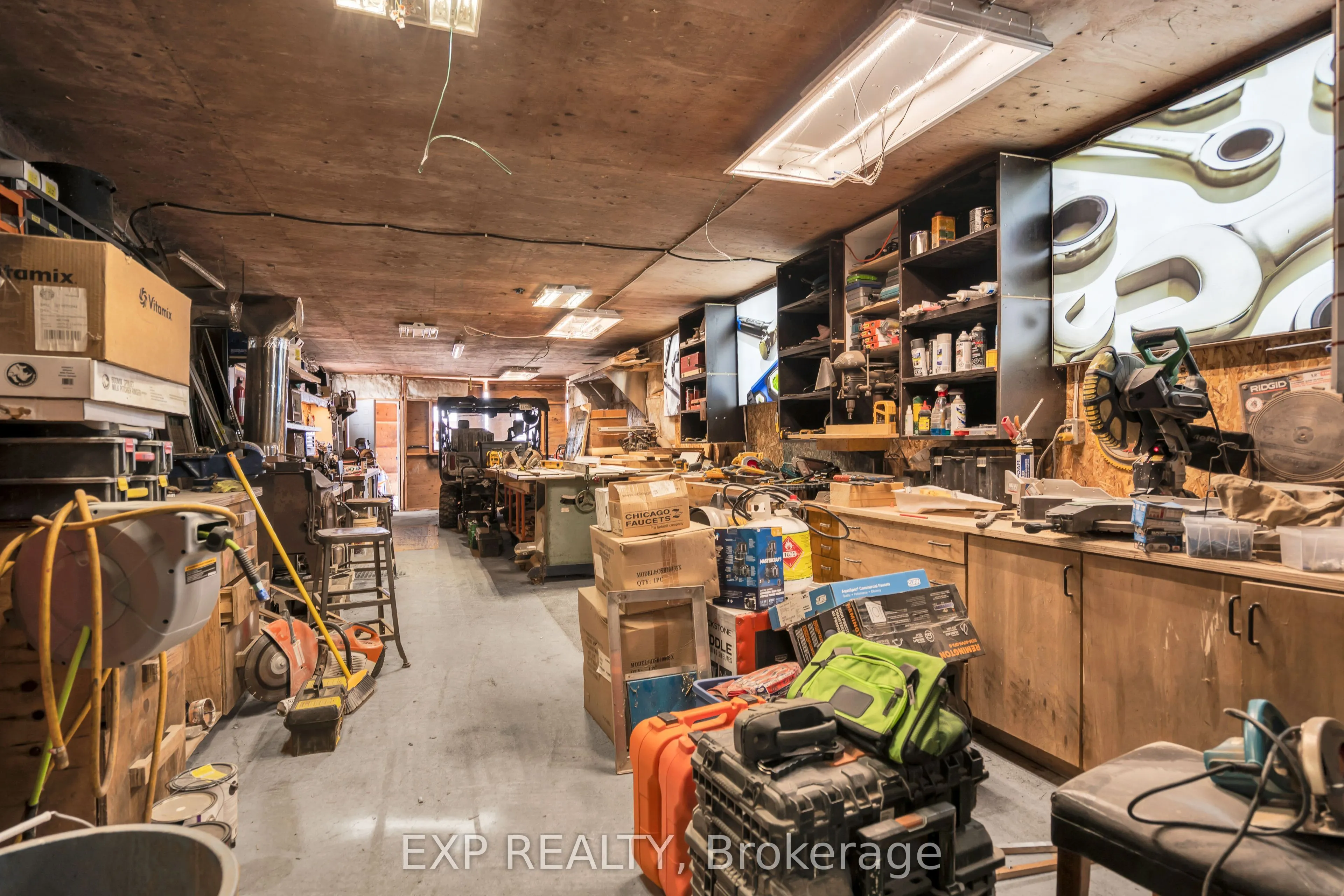 220 Lakeridge Road