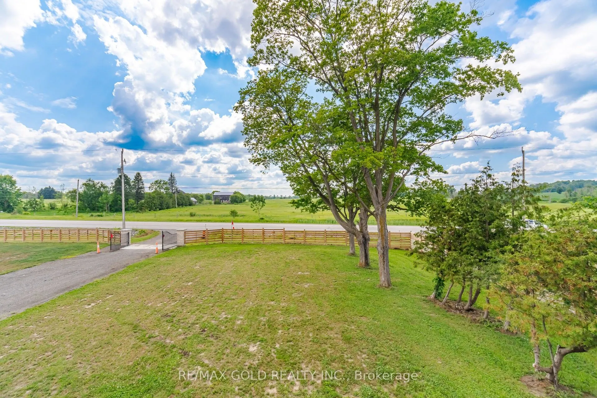 3163 County Rd 50 Road