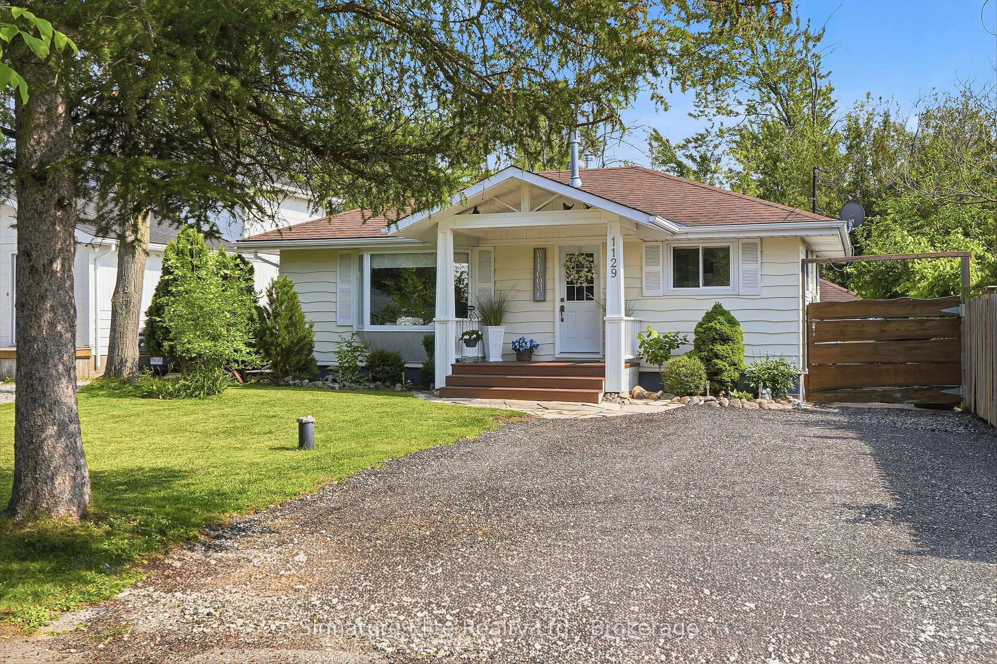 1129 Lindy Lane