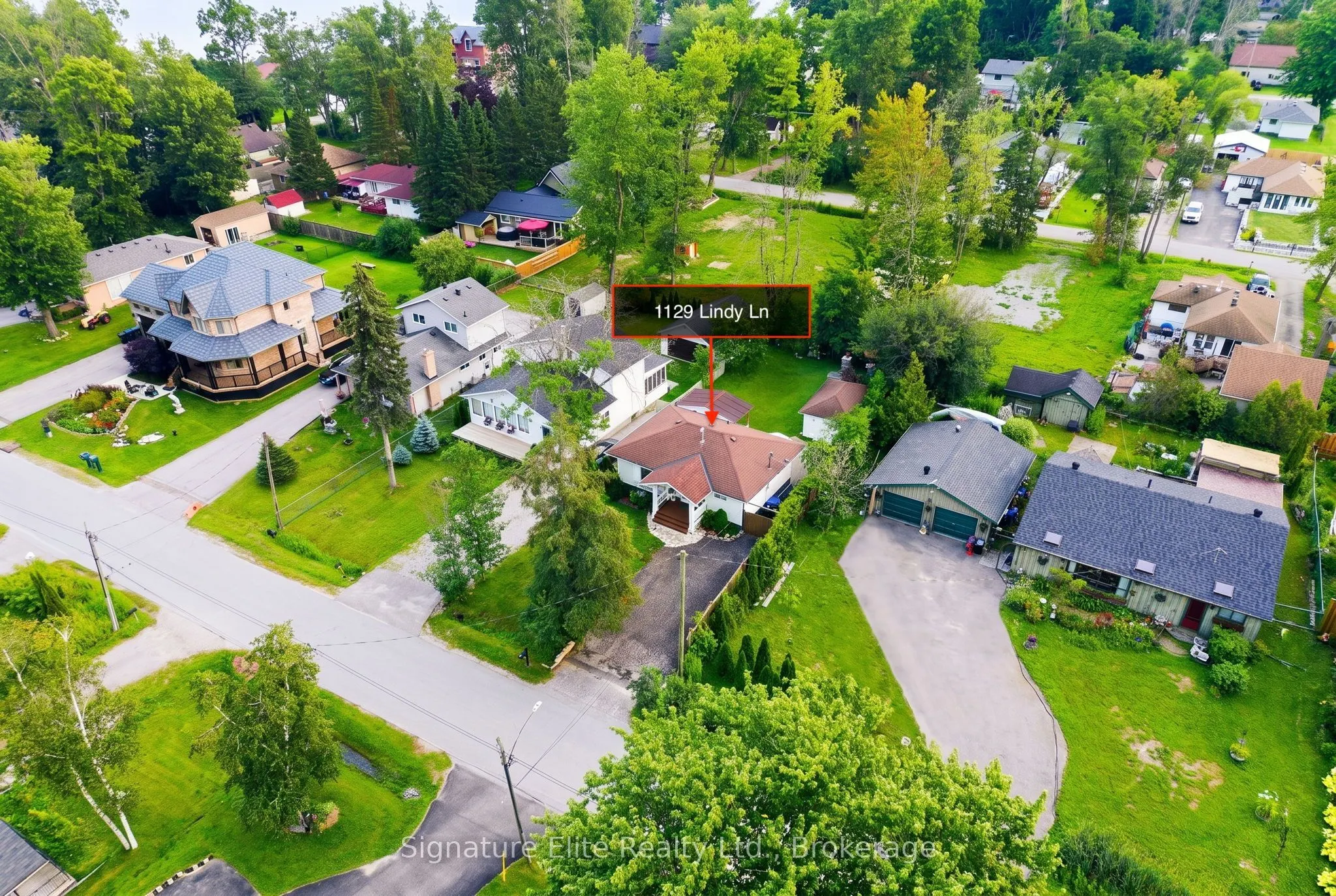1129 Lindy Lane