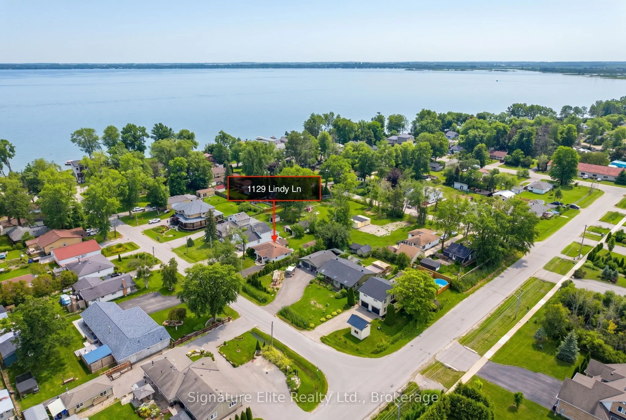 1129 Lindy Lane