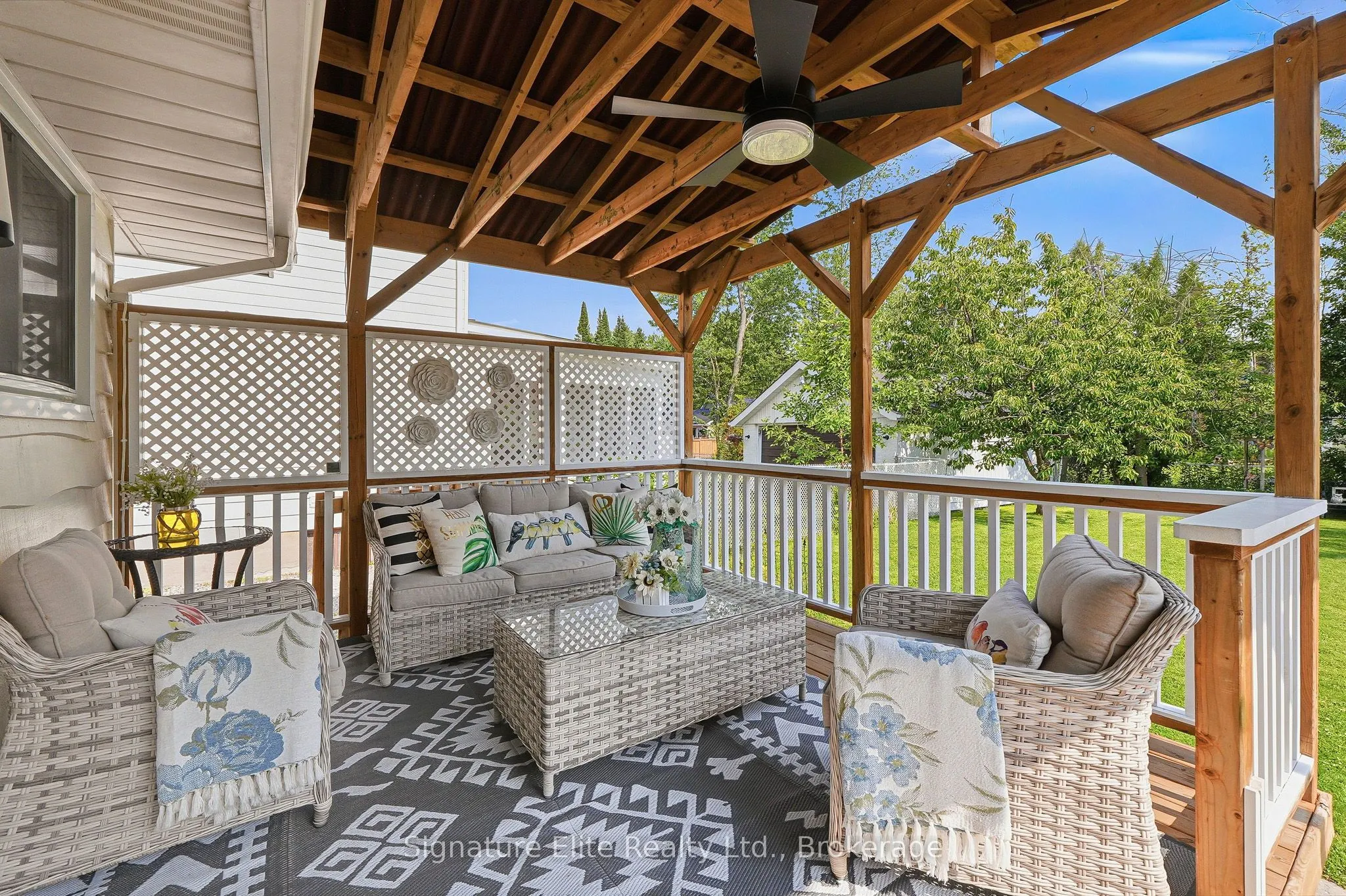 1129 Lindy Lane