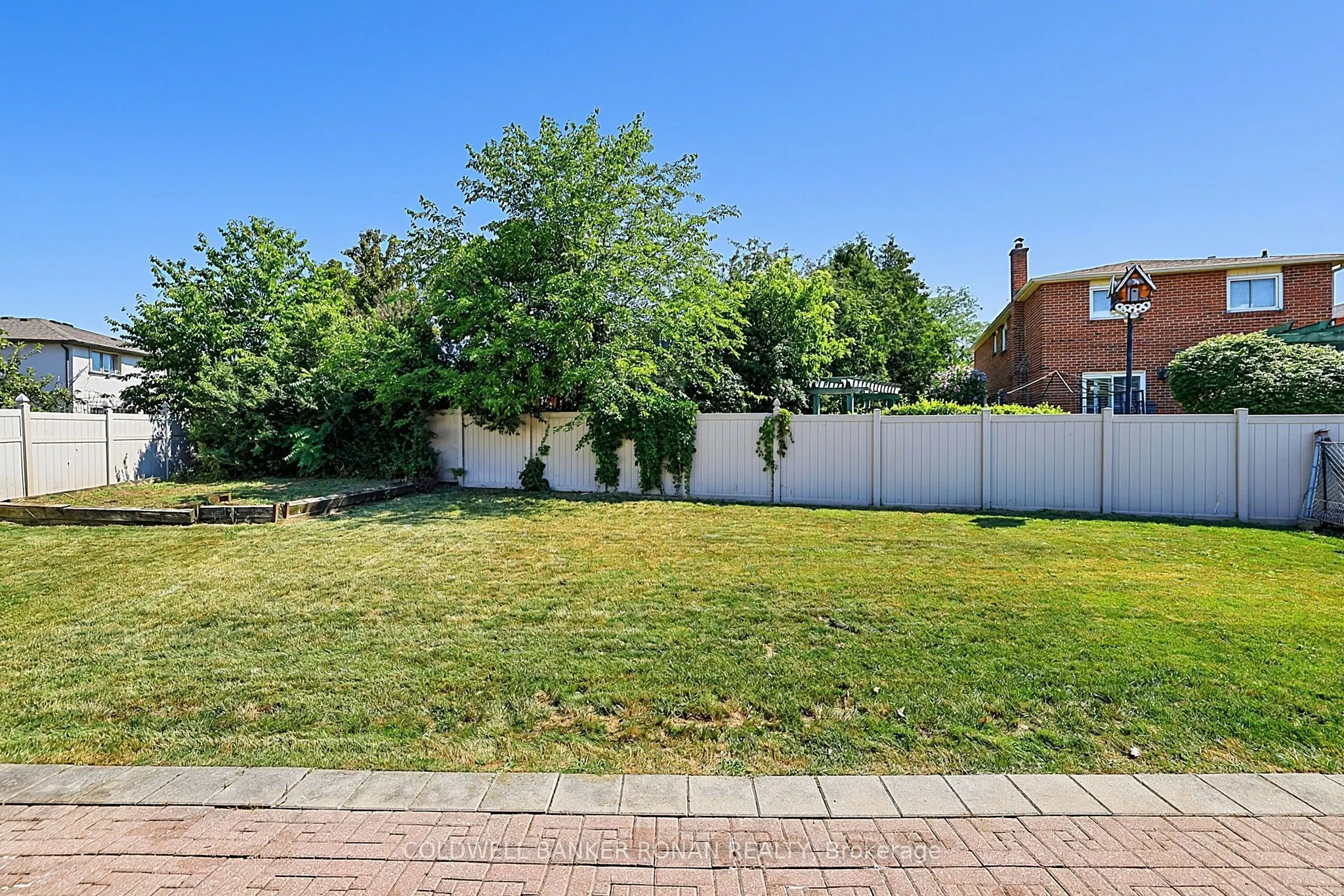 33 Marevan Place